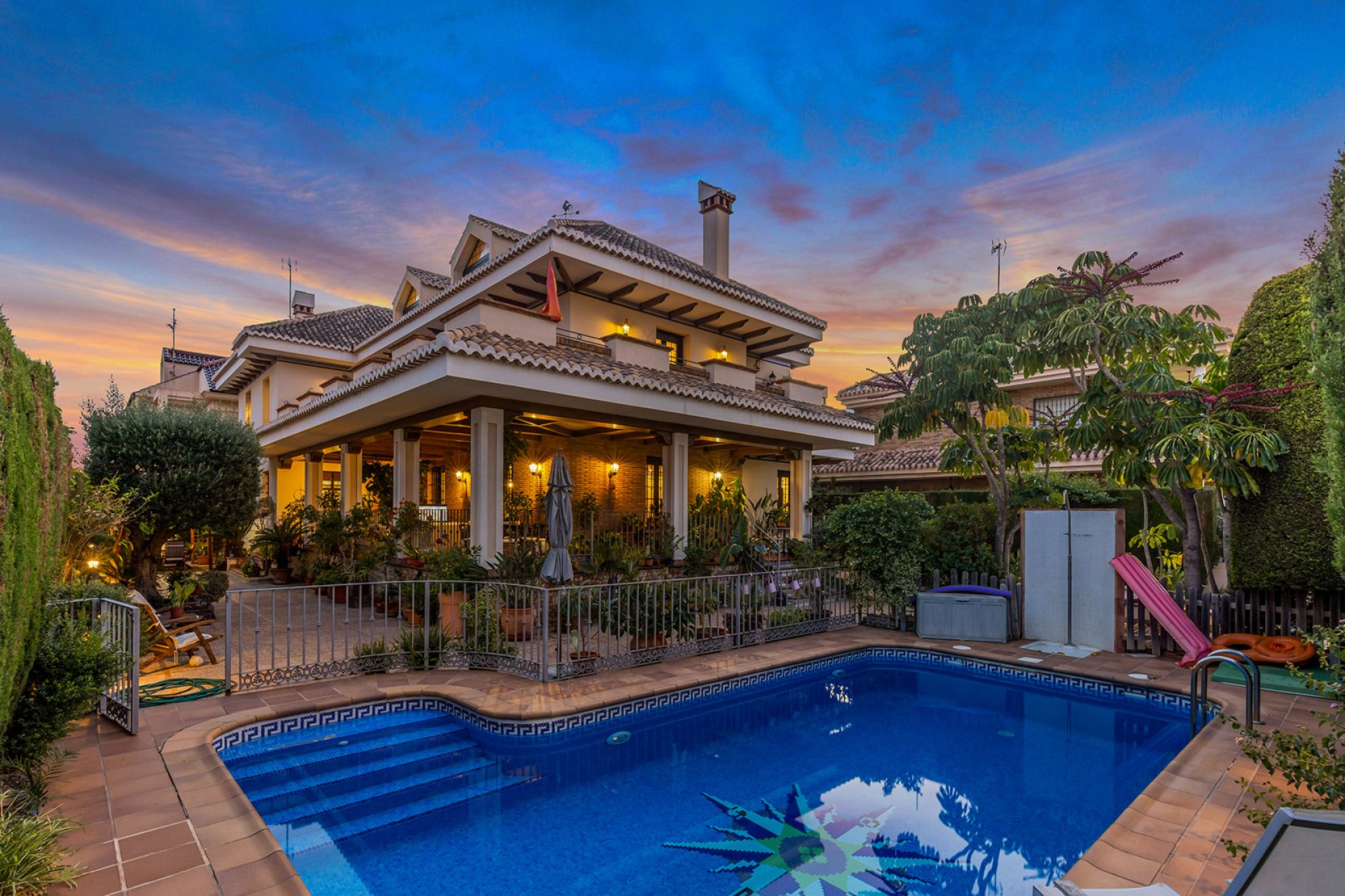 Használt Ingatlanok - Villa -
Torrevieja - Costa Blanca