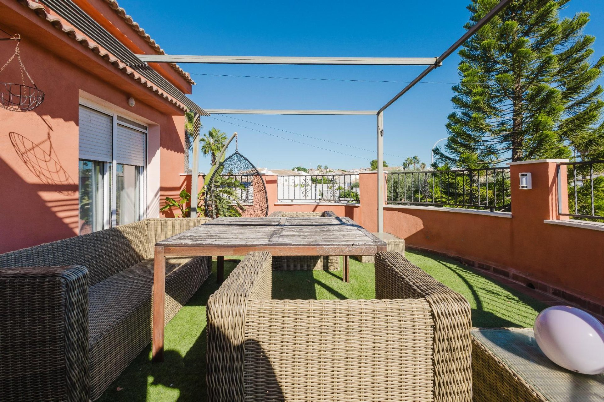 Használt Ingatlanok - Villa -
Torrevieja - Costa Blanca
