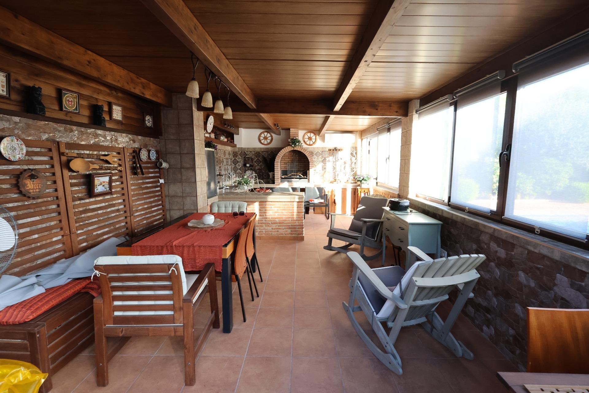 Használt Ingatlanok - Villa -
Torrevieja - Costa Blanca