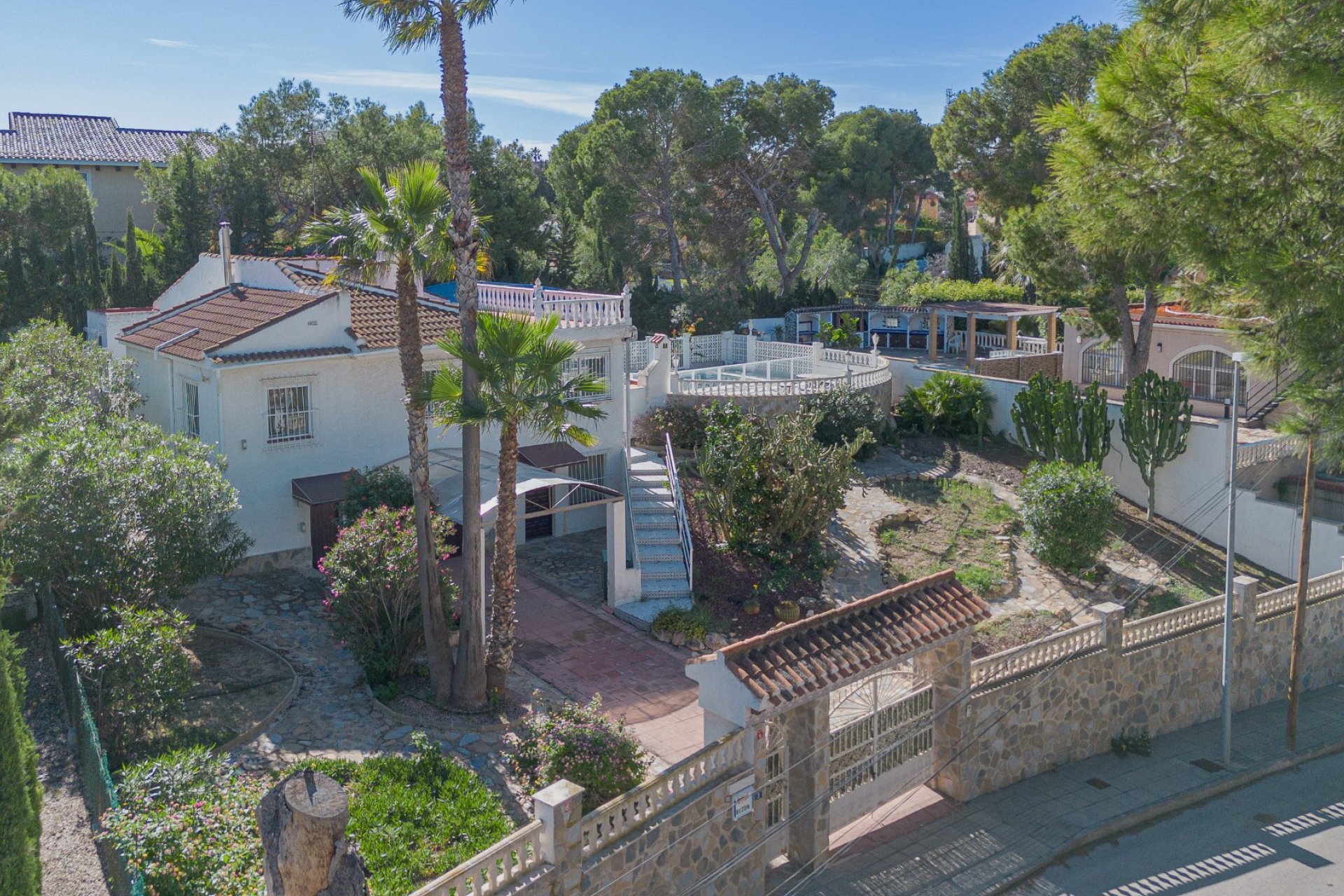 Használt Ingatlanok - Villa -
Torrevieja - Costa Blanca