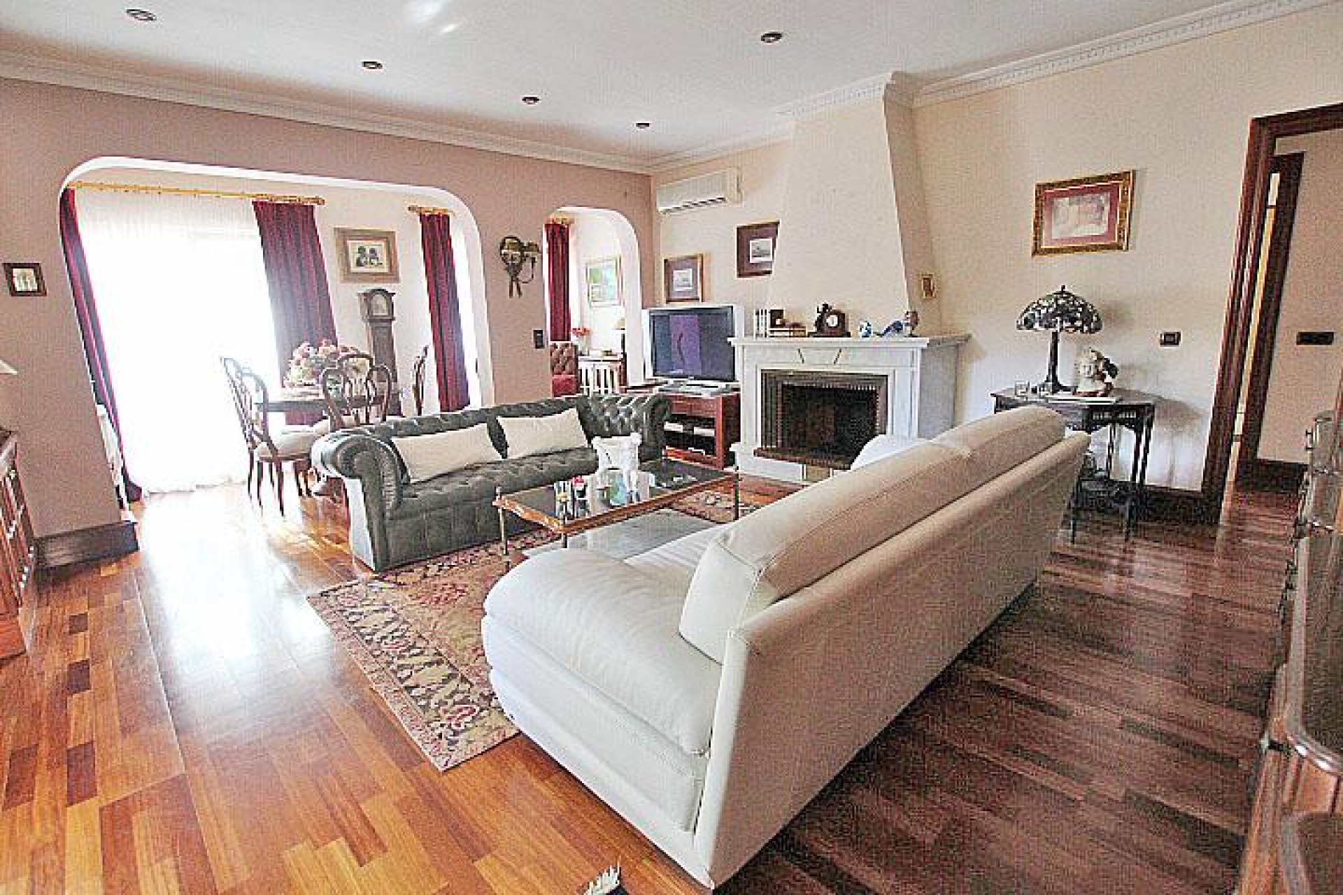 Használt Ingatlanok - Villa -
Torrevieja - Costa Blanca