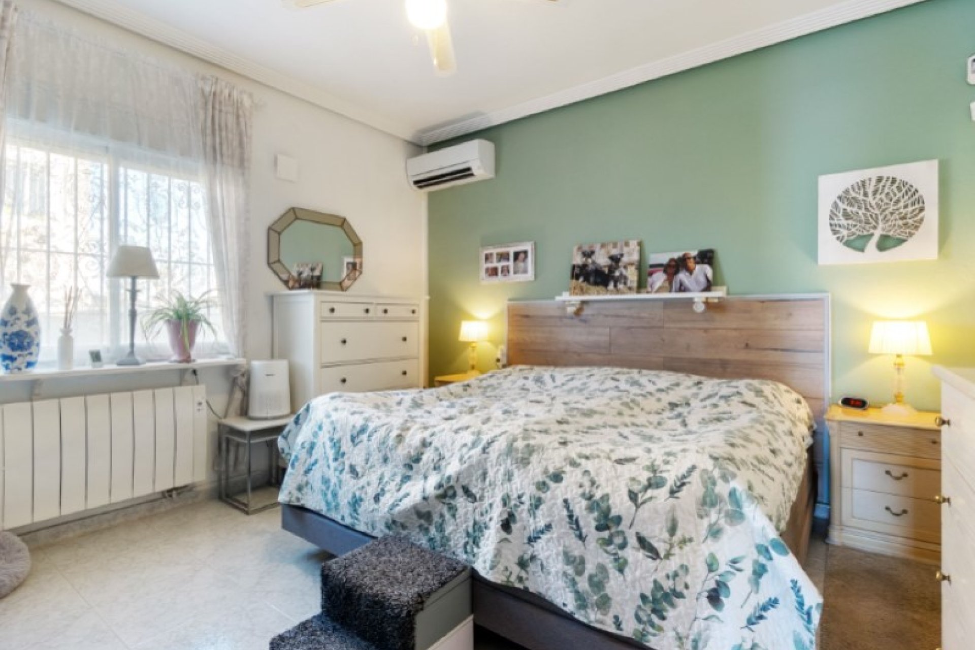 Használt Ingatlanok - Villa -
Torrevieja - Costa Blanca