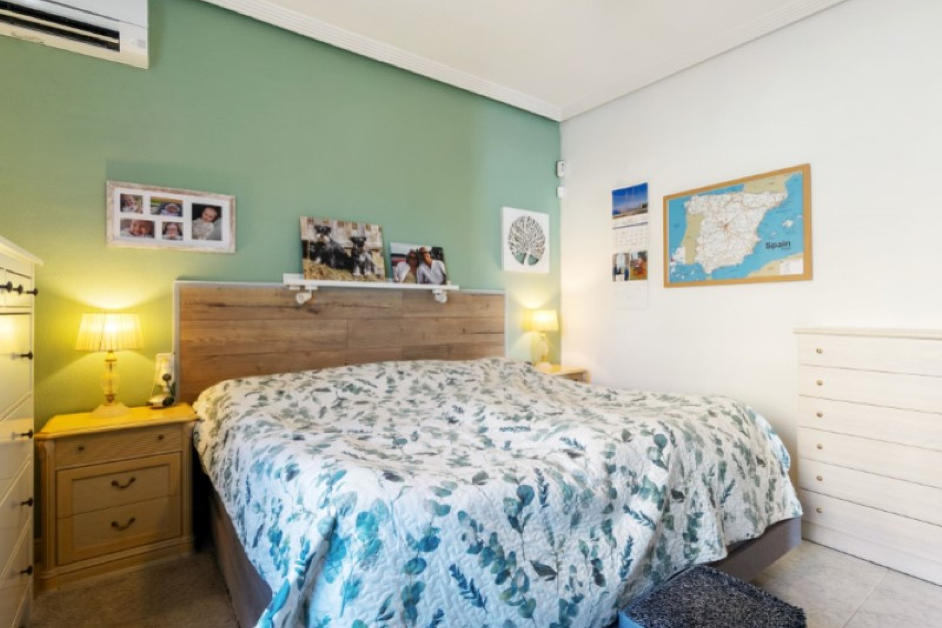 Használt Ingatlanok - Villa -
Torrevieja - Costa Blanca