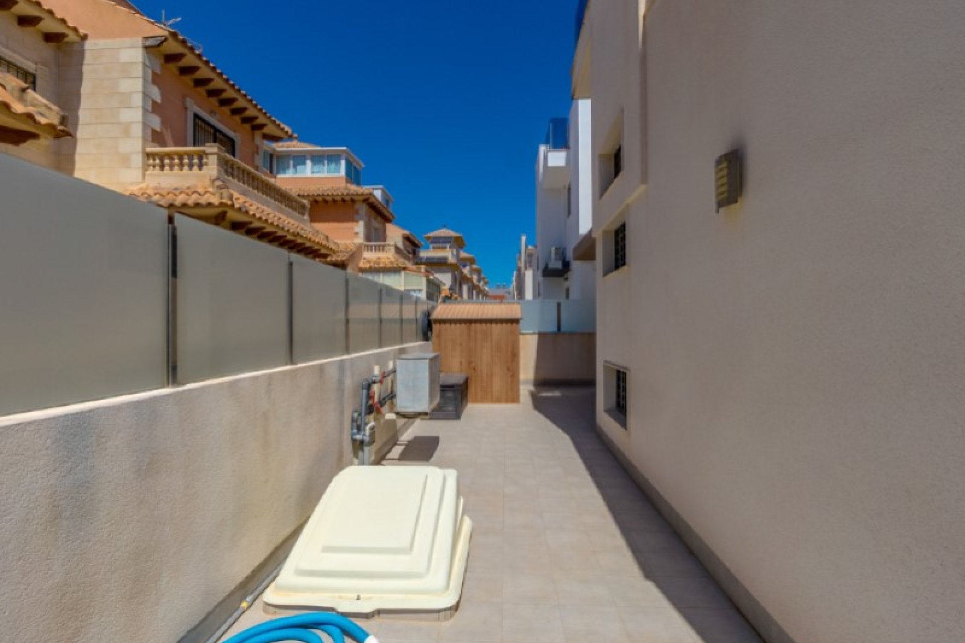 Használt Ingatlanok - Villa -
Torrevieja - Costa Blanca
