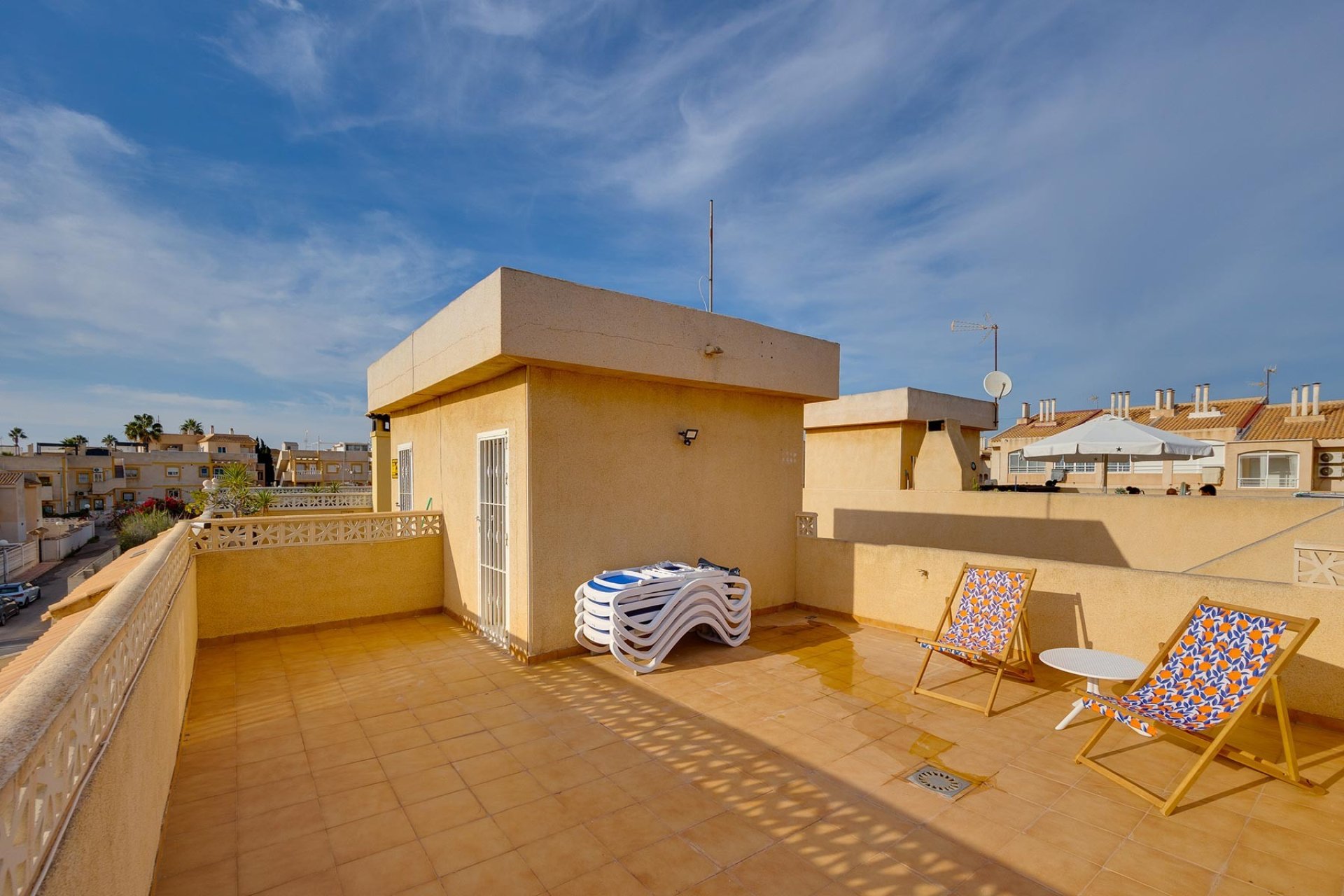 Használt Ingatlanok - Villa -
Torrevieja - Costa Blanca