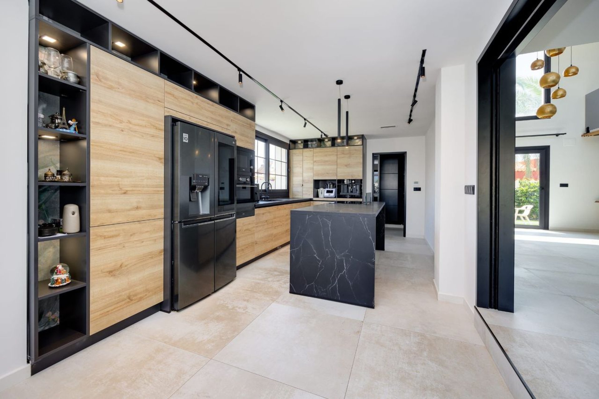 Használt Ingatlanok - Villa -
Torrevieja - Costa Blanca