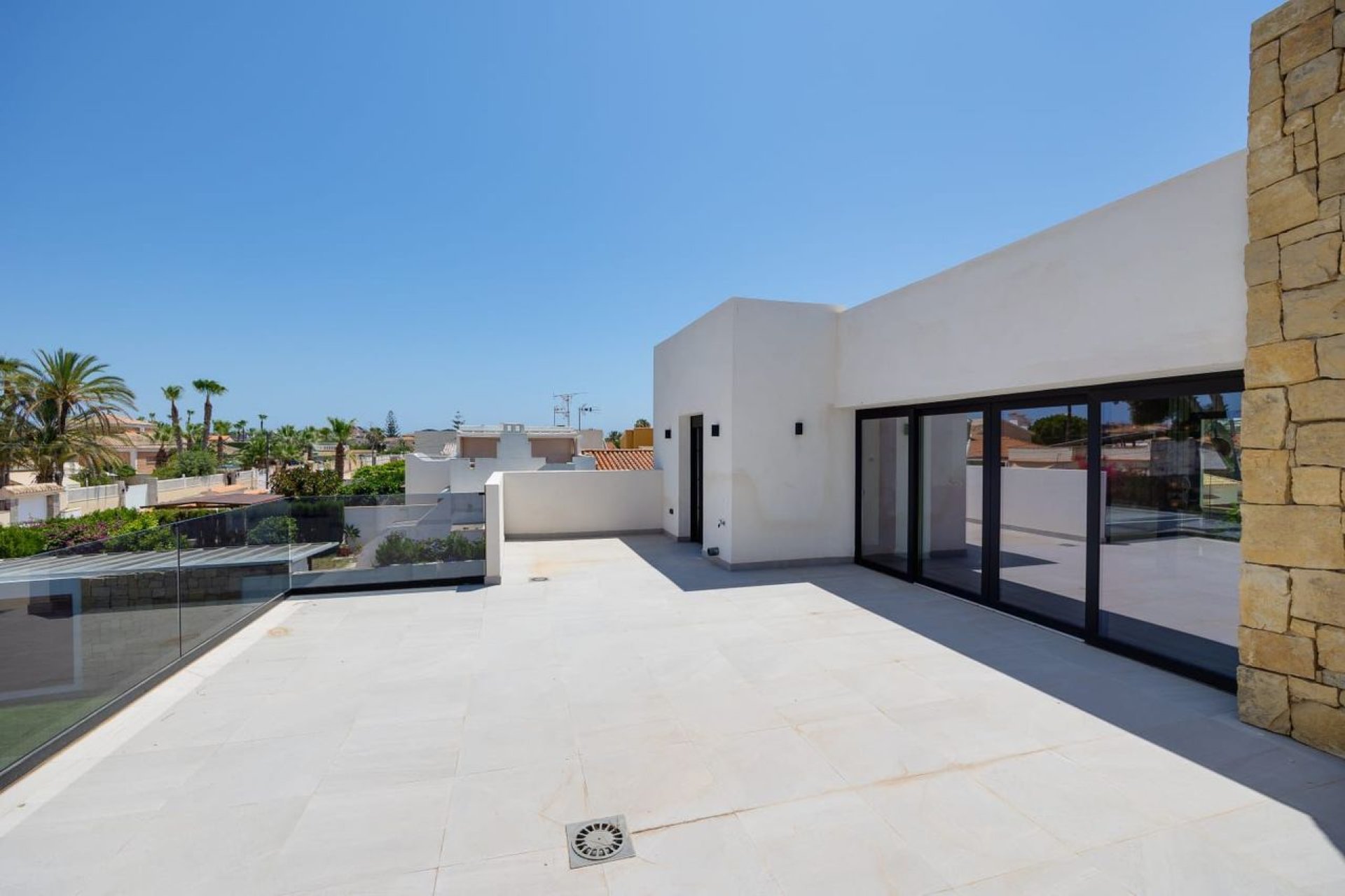 Használt Ingatlanok - Villa -
Torrevieja - Costa Blanca