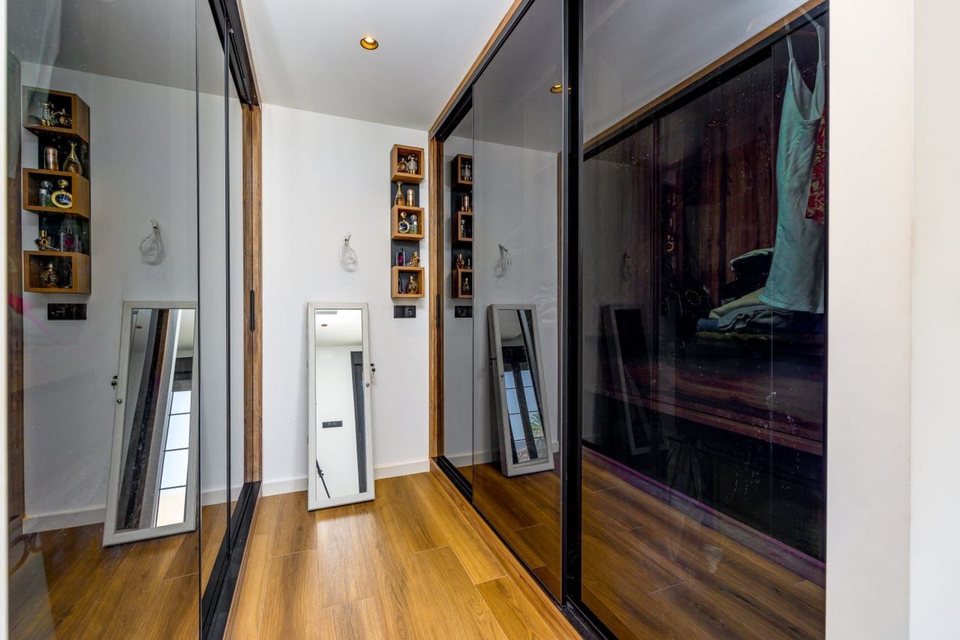 Használt Ingatlanok - Villa -
Torrevieja - Costa Blanca