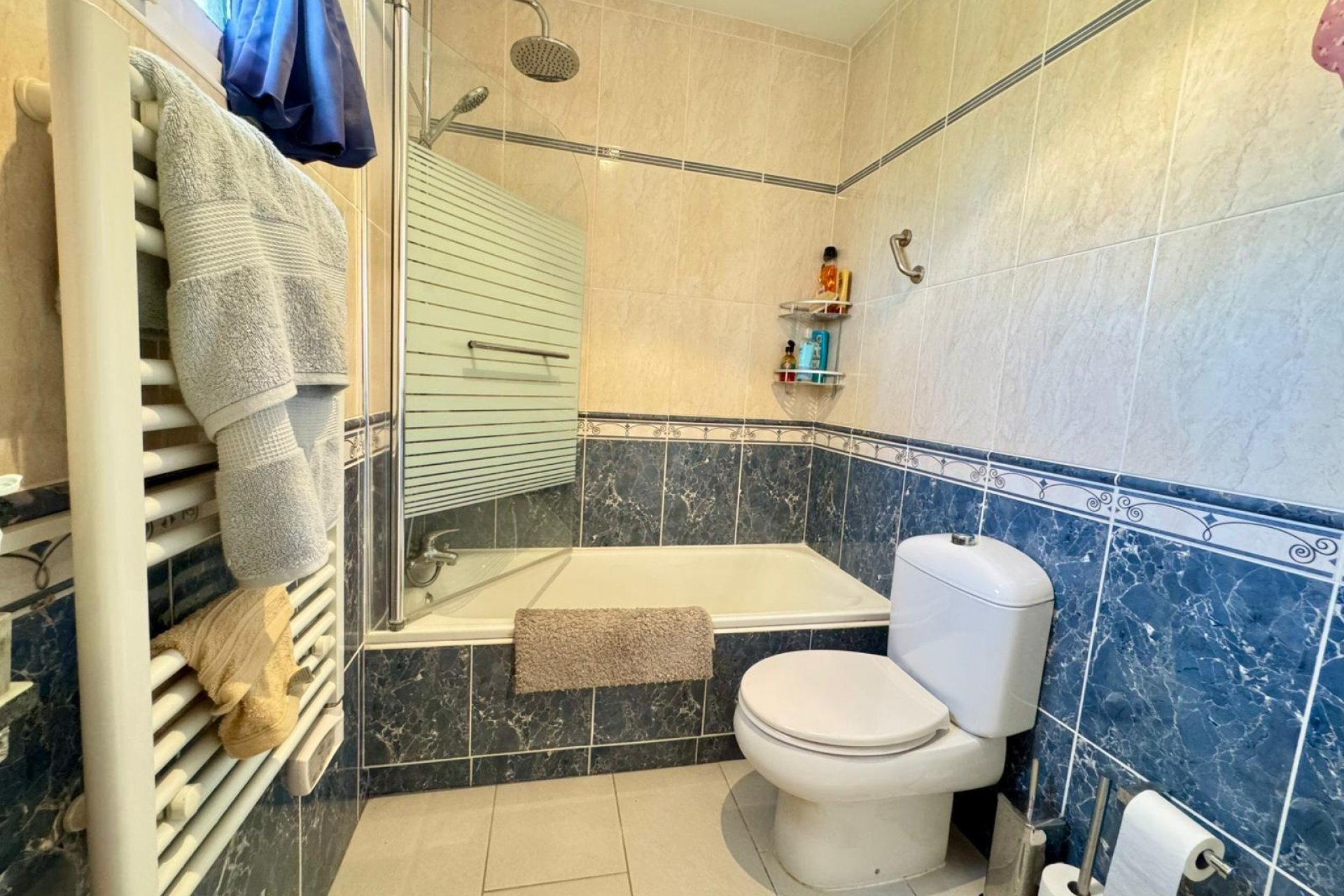 Használt Ingatlanok - Villa -
Torrevieja - Costa Blanca