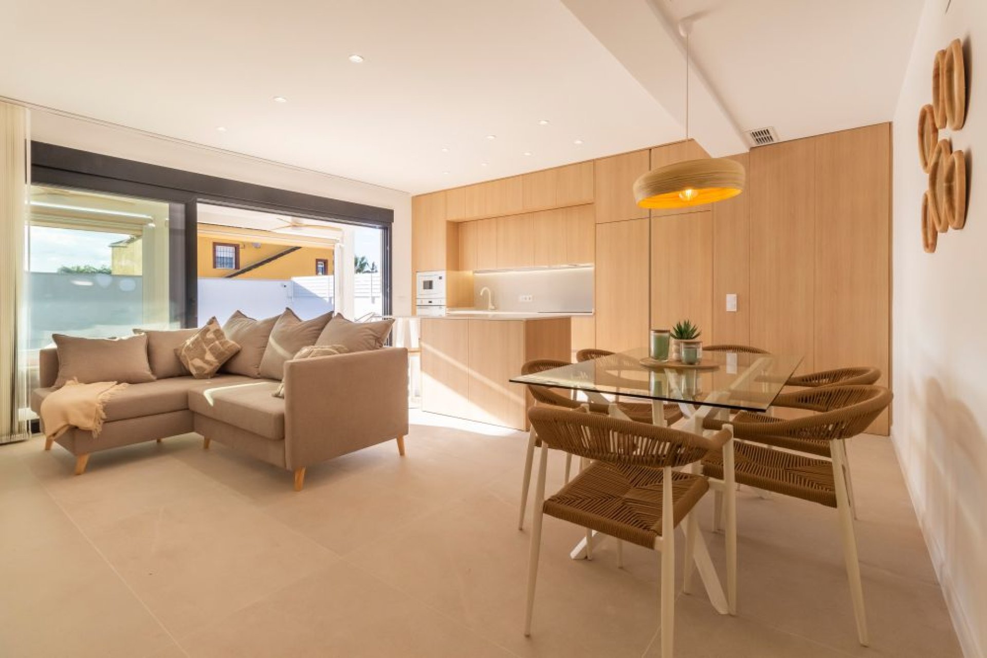 Használt Ingatlanok - Villa -
Torrevieja - Costa Blanca