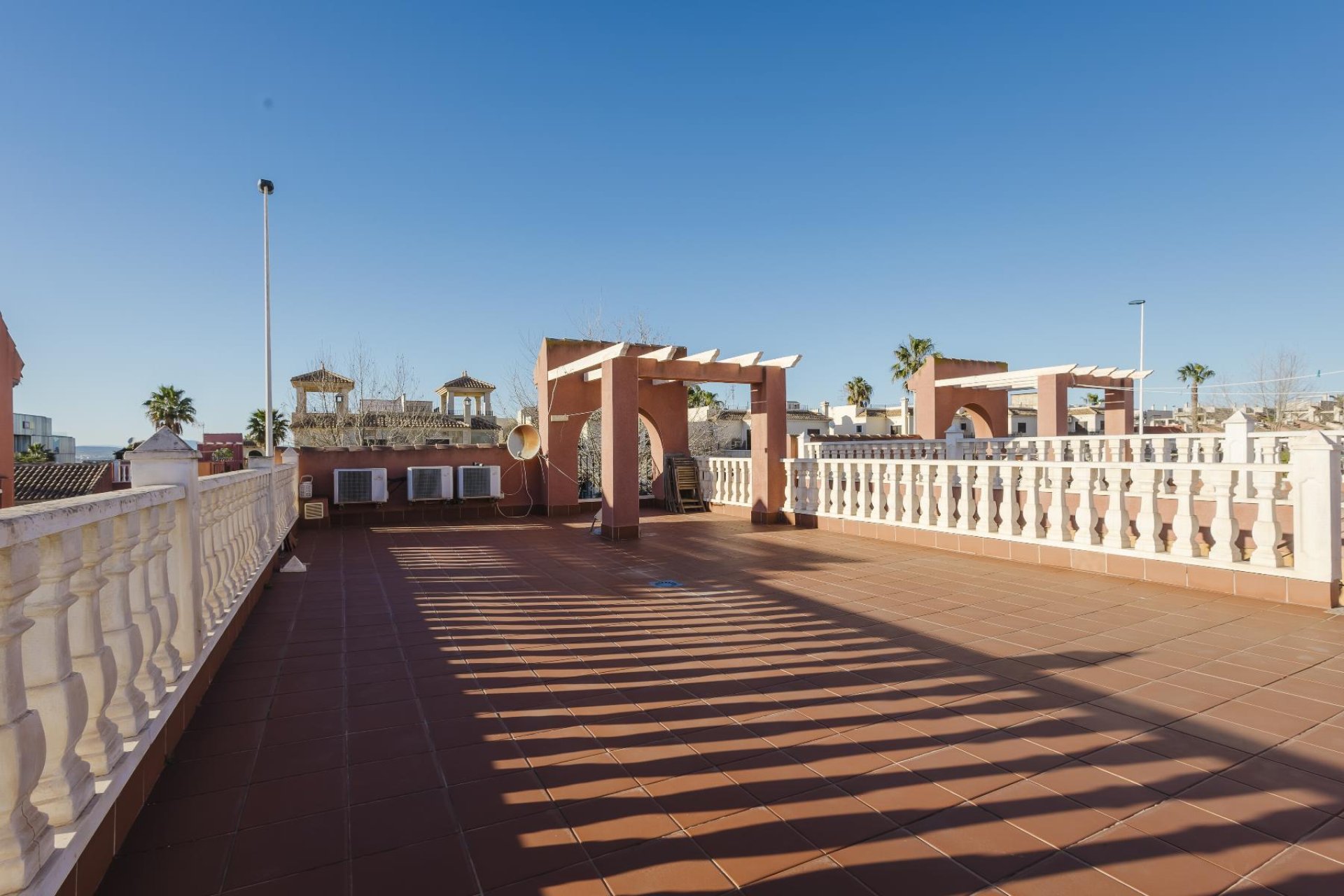 Használt Ingatlanok - Villa -
Torrevieja - Costa Blanca