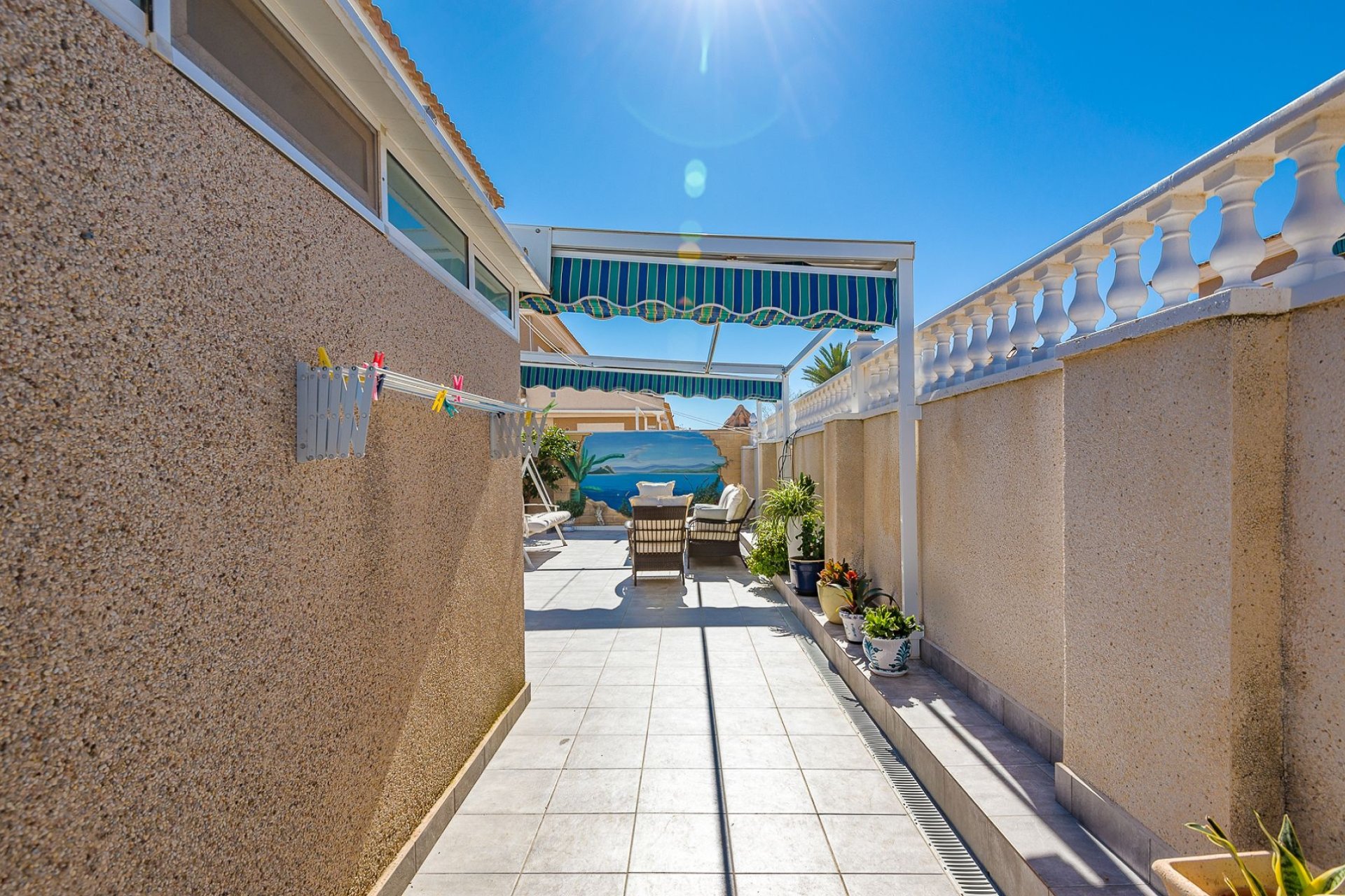 Használt Ingatlanok - Villa -
Torrevieja - Costa Blanca