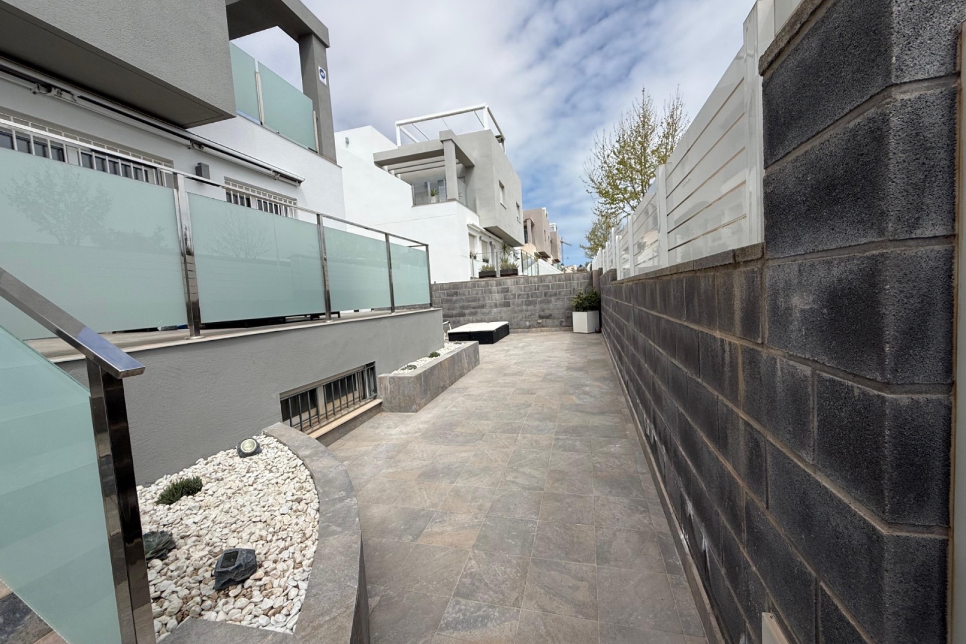 Használt Ingatlanok - Villa -
Torrevieja - Costa Blanca