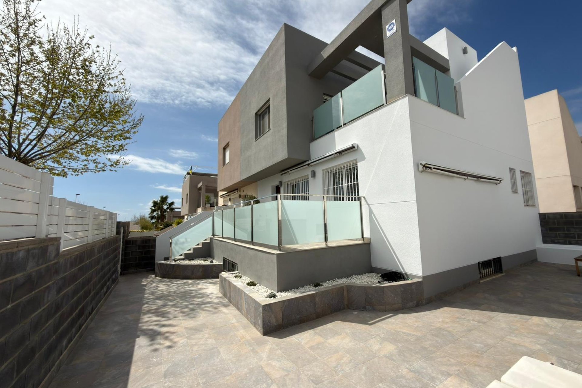 Használt Ingatlanok - Villa -
Torrevieja - Costa Blanca