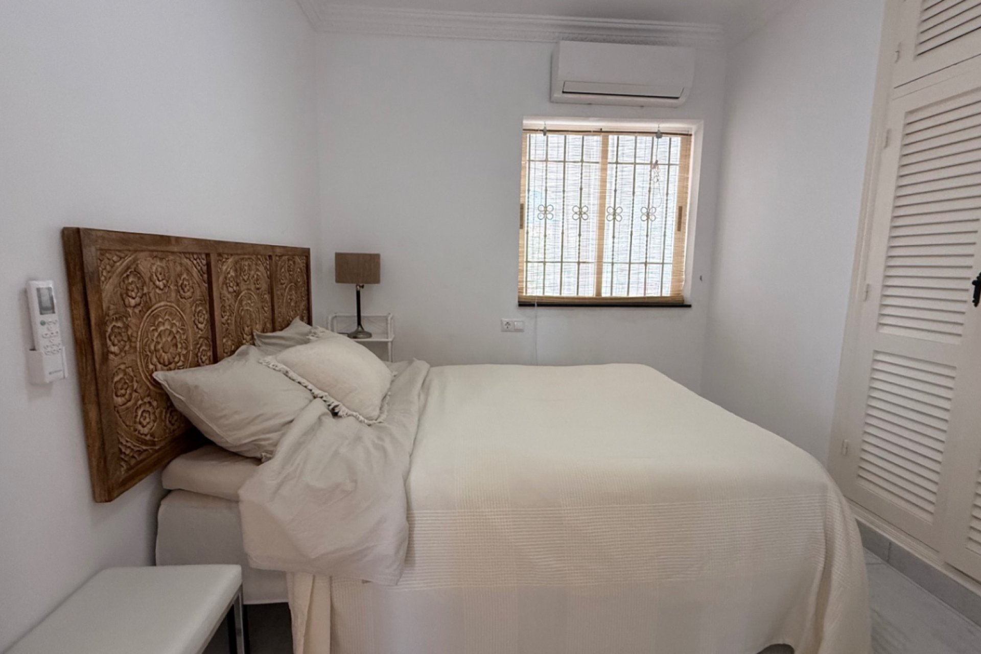 Használt Ingatlanok - Villa -
Torrevieja - Costa Blanca