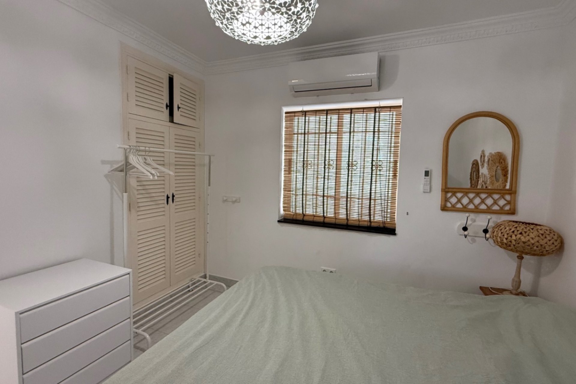 Használt Ingatlanok - Villa -
Torrevieja - Costa Blanca