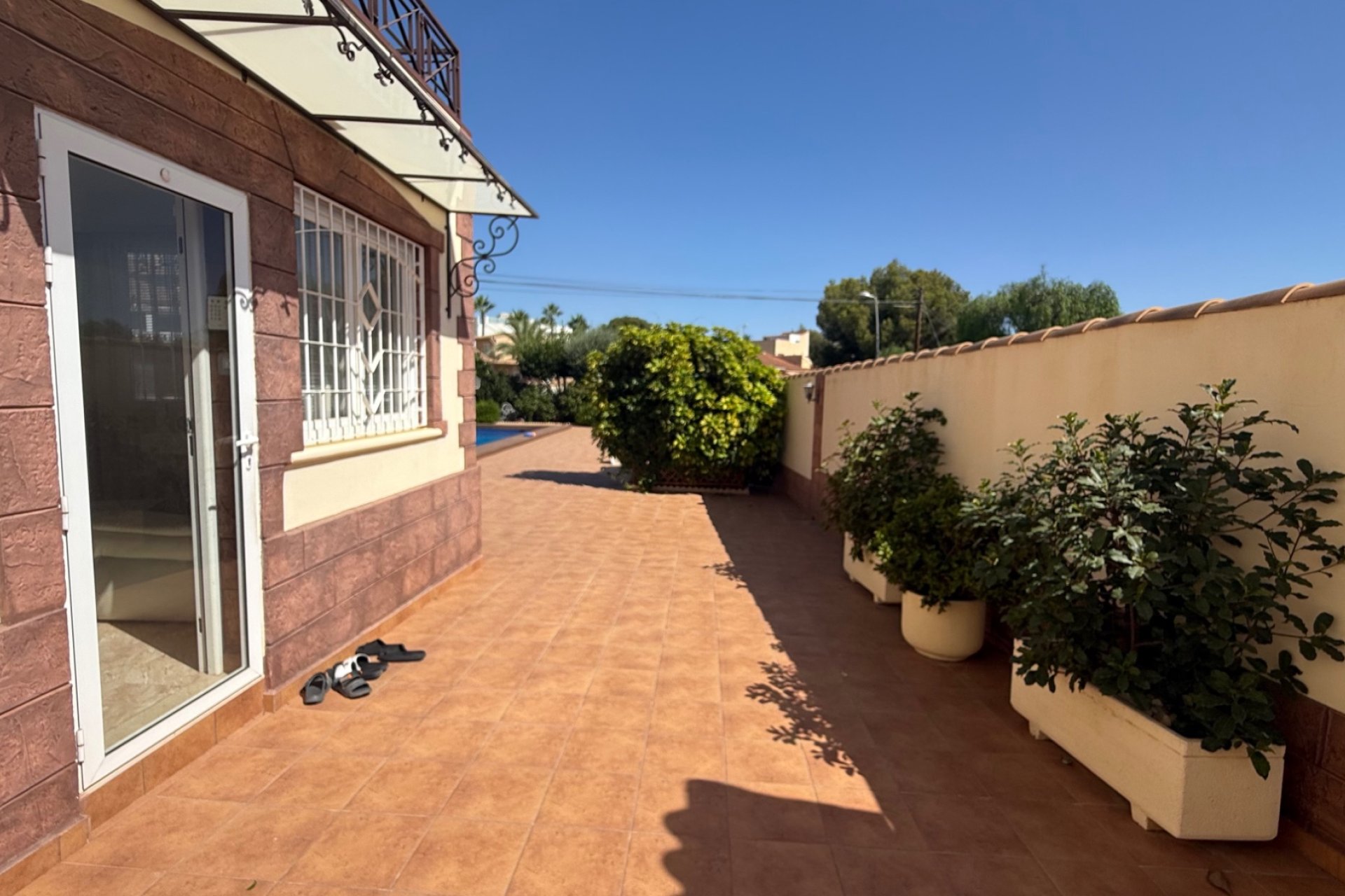 Használt Ingatlanok - Villa -
Torrevieja - Costa Blanca