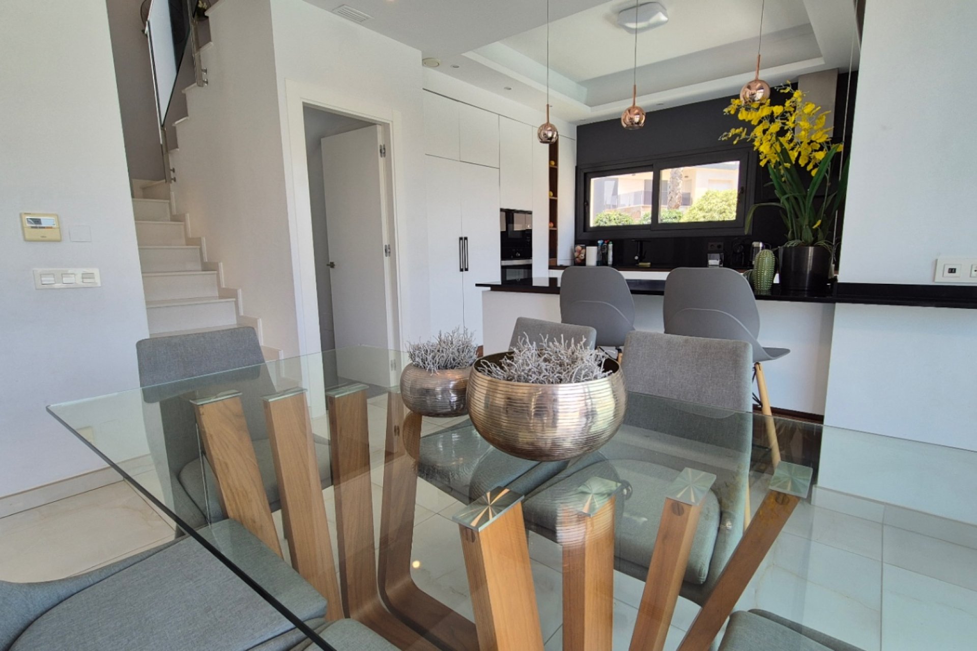 Használt Ingatlanok - Villa -
Torrevieja - Costa Blanca