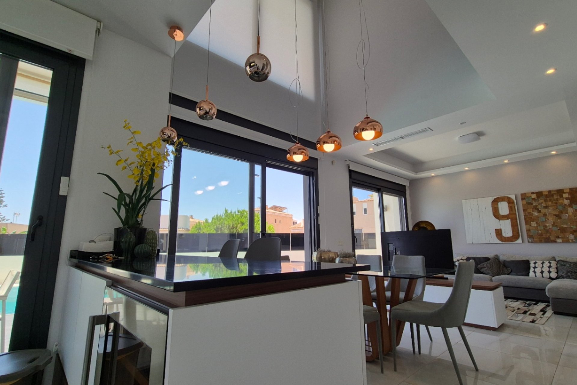 Használt Ingatlanok - Villa -
Torrevieja - Costa Blanca