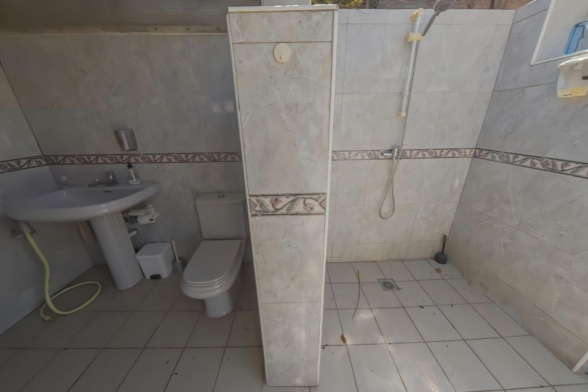 Használt Ingatlanok - Villa -
Torrevieja - Costa Blanca