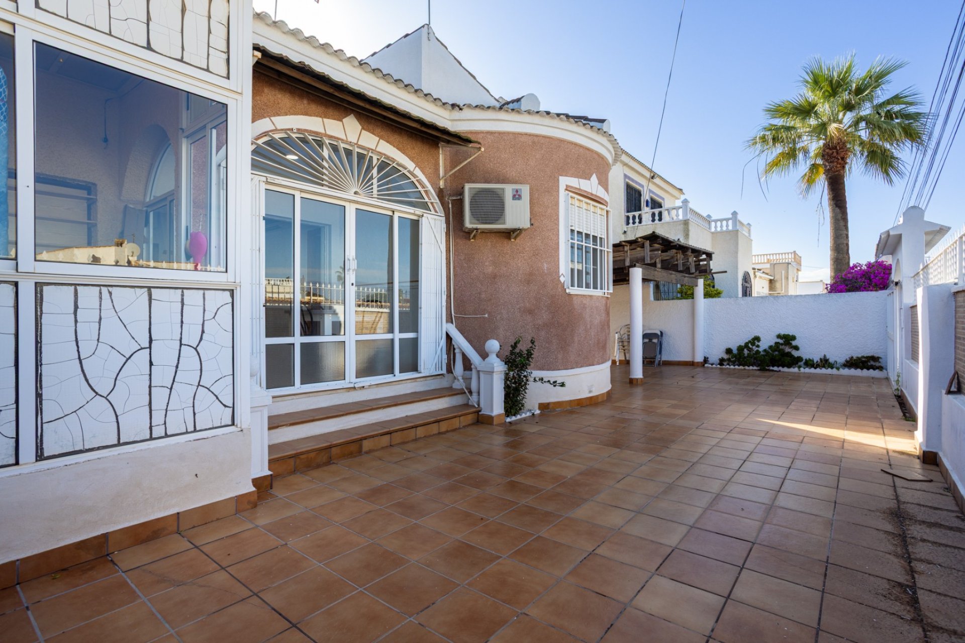 Használt Ingatlanok - Villa -
Torrevieja - Costa Blanca