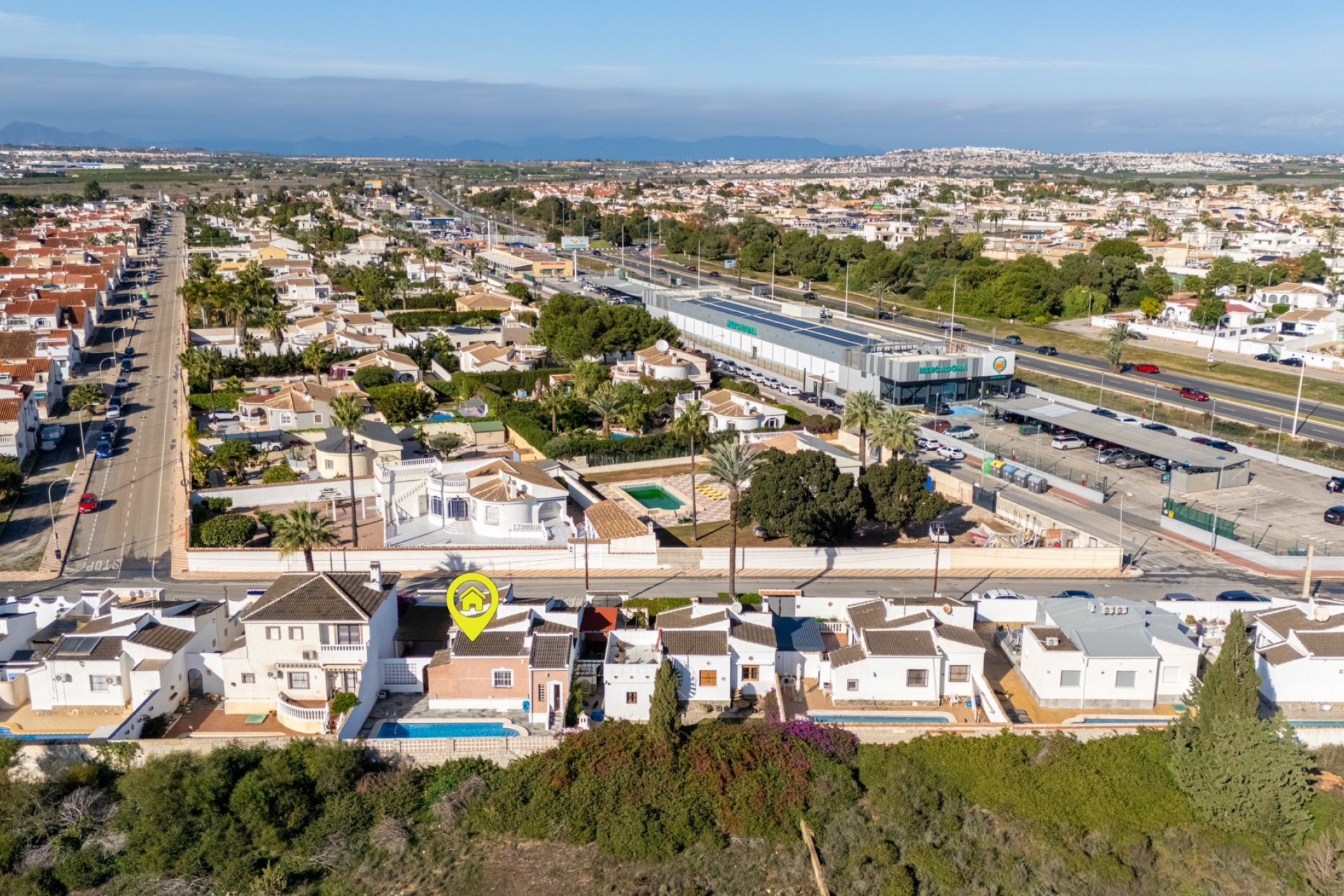 Használt Ingatlanok - Villa -
Torrevieja - Costa Blanca
