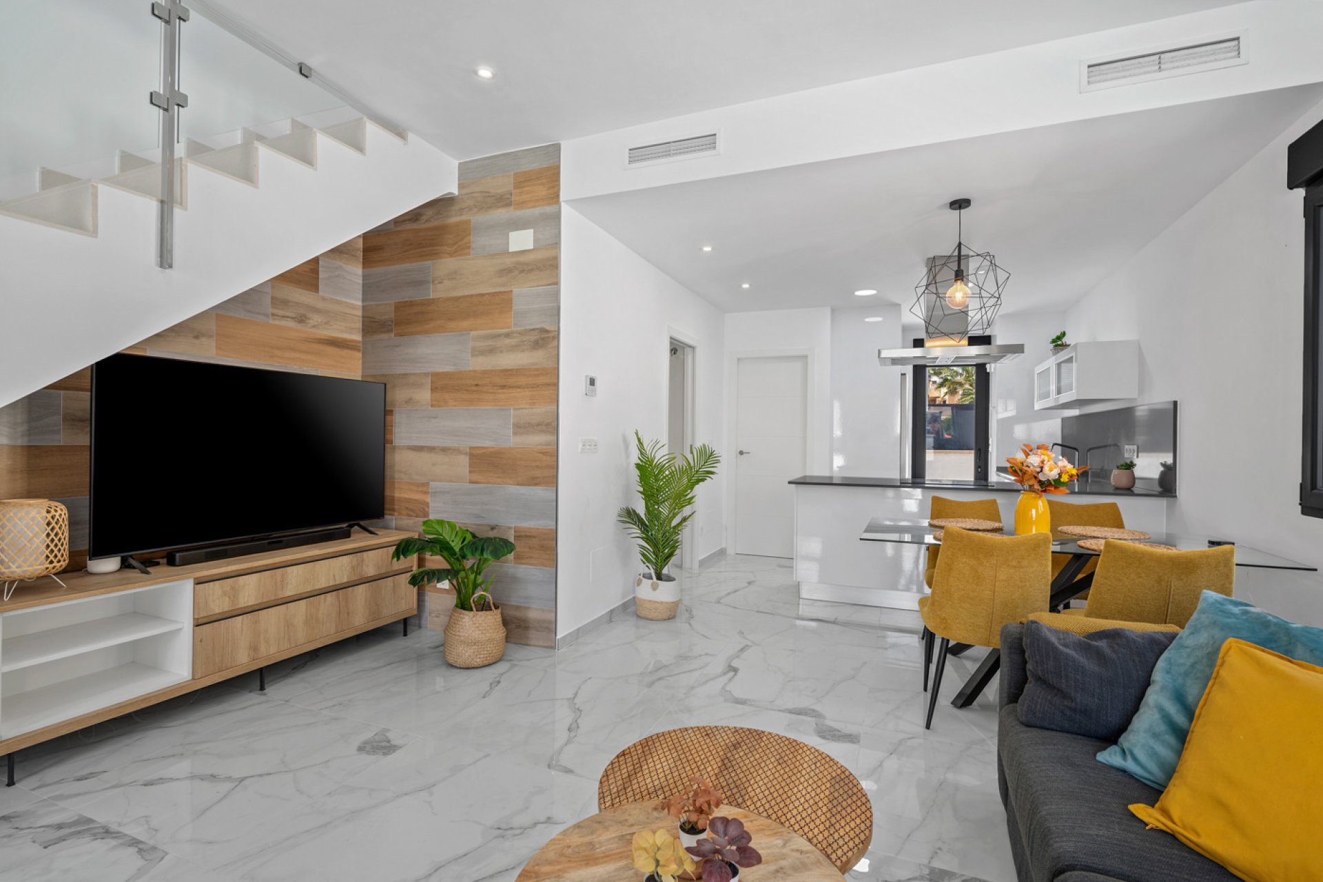 Használt Ingatlanok - Villa -
Torrevieja - Costa Blanca