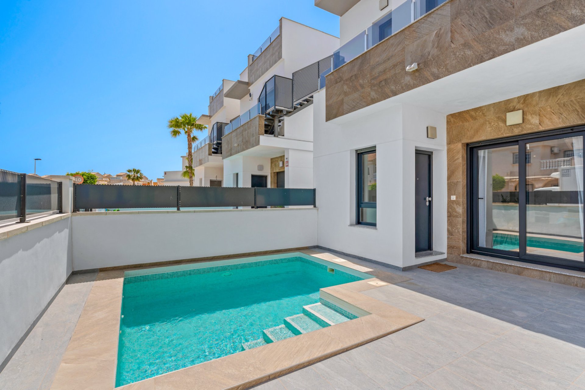 Használt Ingatlanok - Villa -
Torrevieja - Costa Blanca