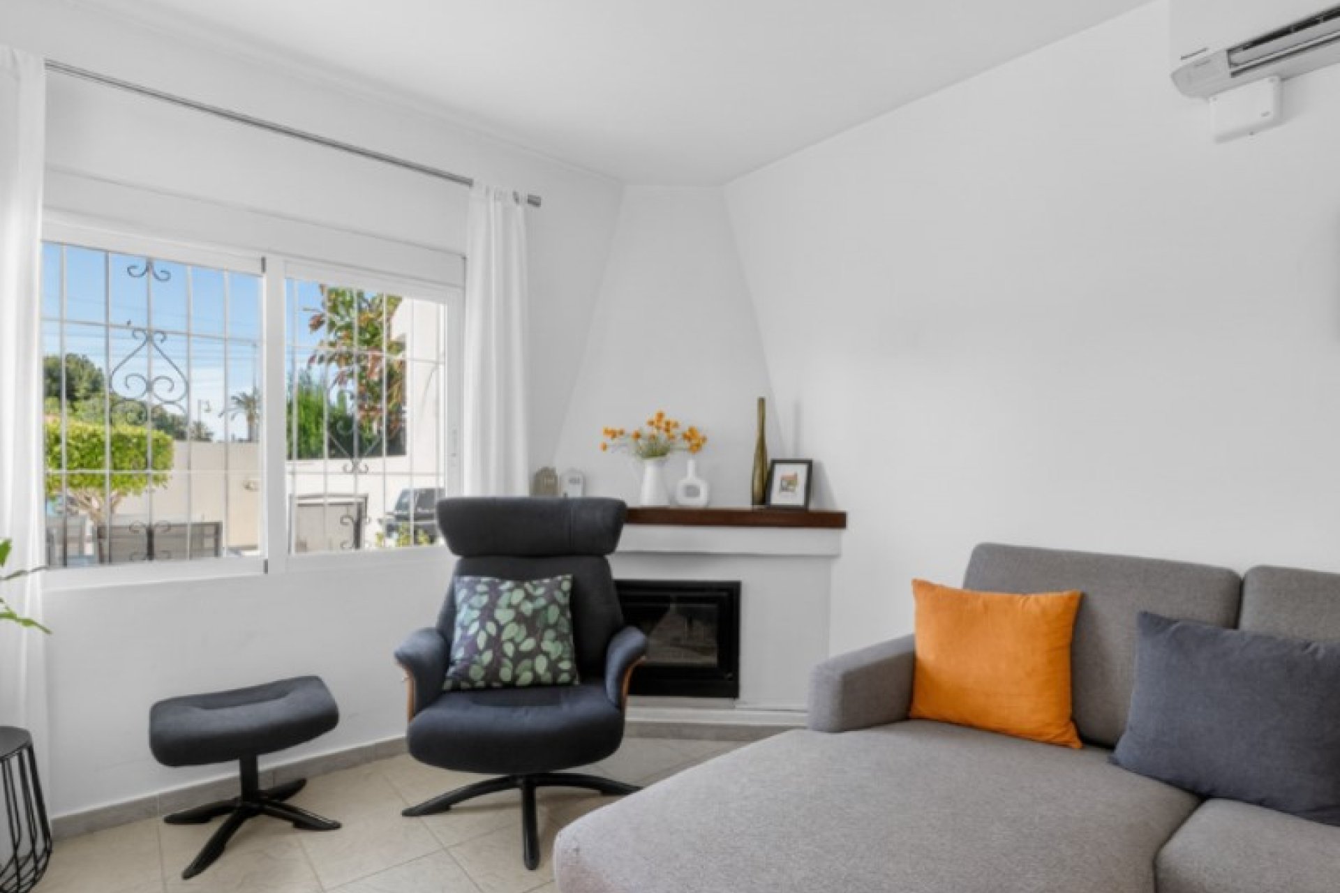 Használt Ingatlanok - Villa -
Torrevieja - Costa Blanca