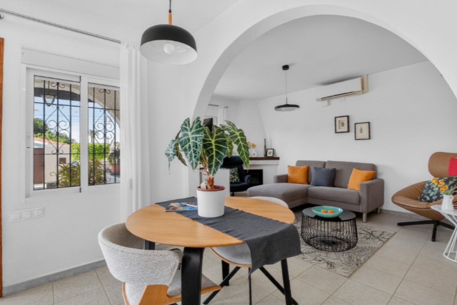 Használt Ingatlanok - Villa -
Torrevieja - Costa Blanca