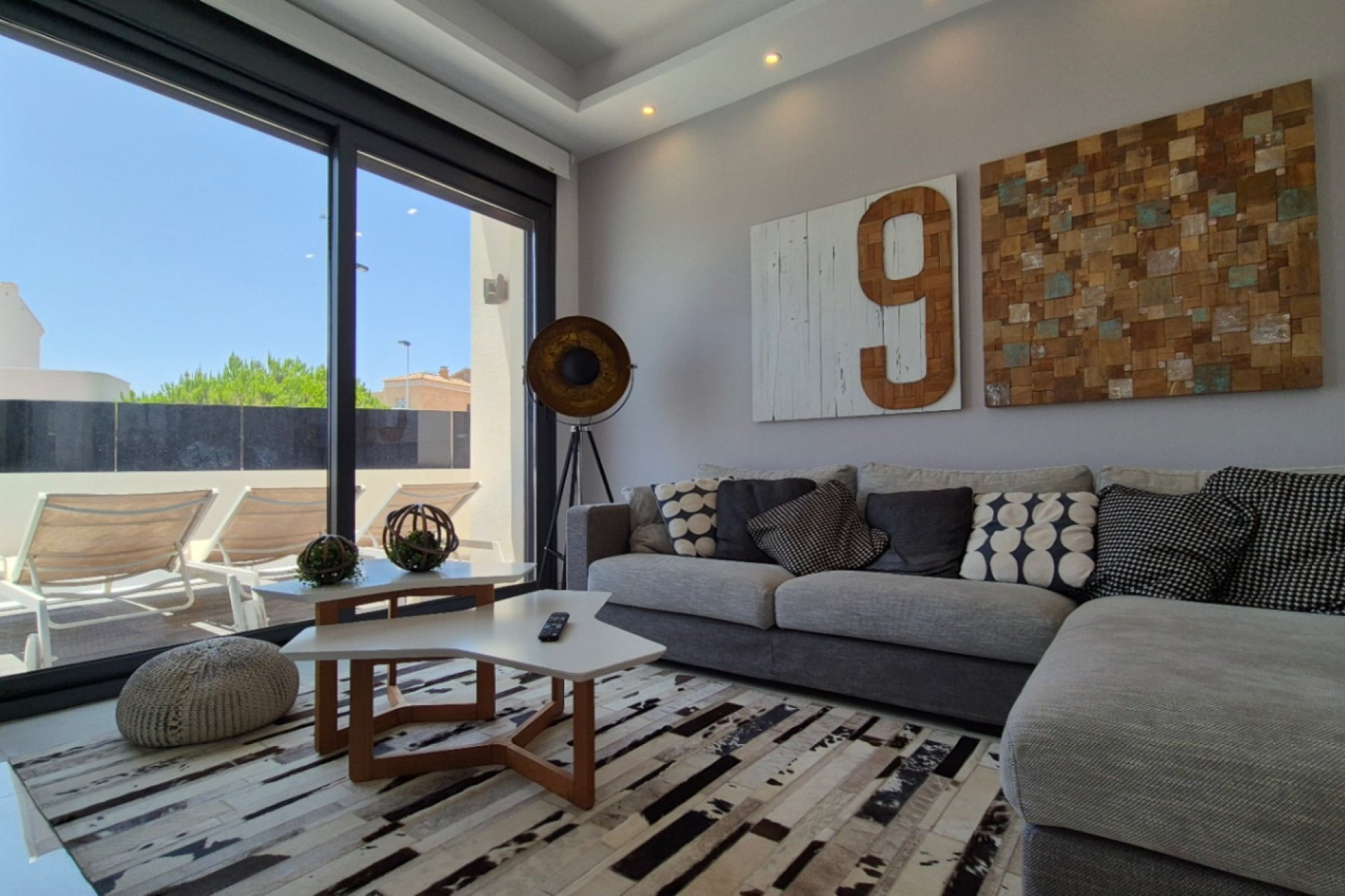 Használt Ingatlanok - Villa -
Torrevieja - Costa Blanca