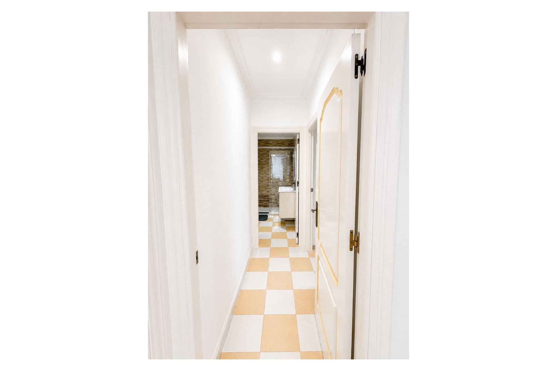 Használt Ingatlanok - Villa -
Torrevieja - Costa Blanca