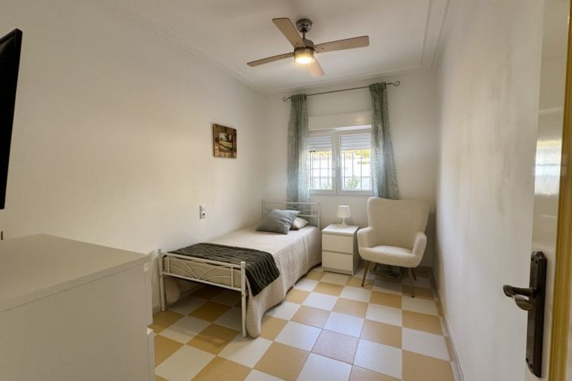Használt Ingatlanok - Villa -
Torrevieja - Costa Blanca