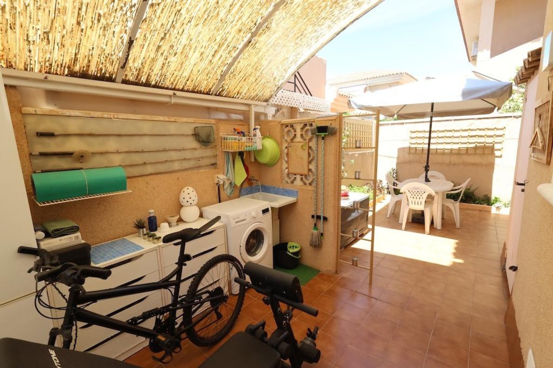 Használt Ingatlanok - Villa -
Torrevieja - Costa Blanca