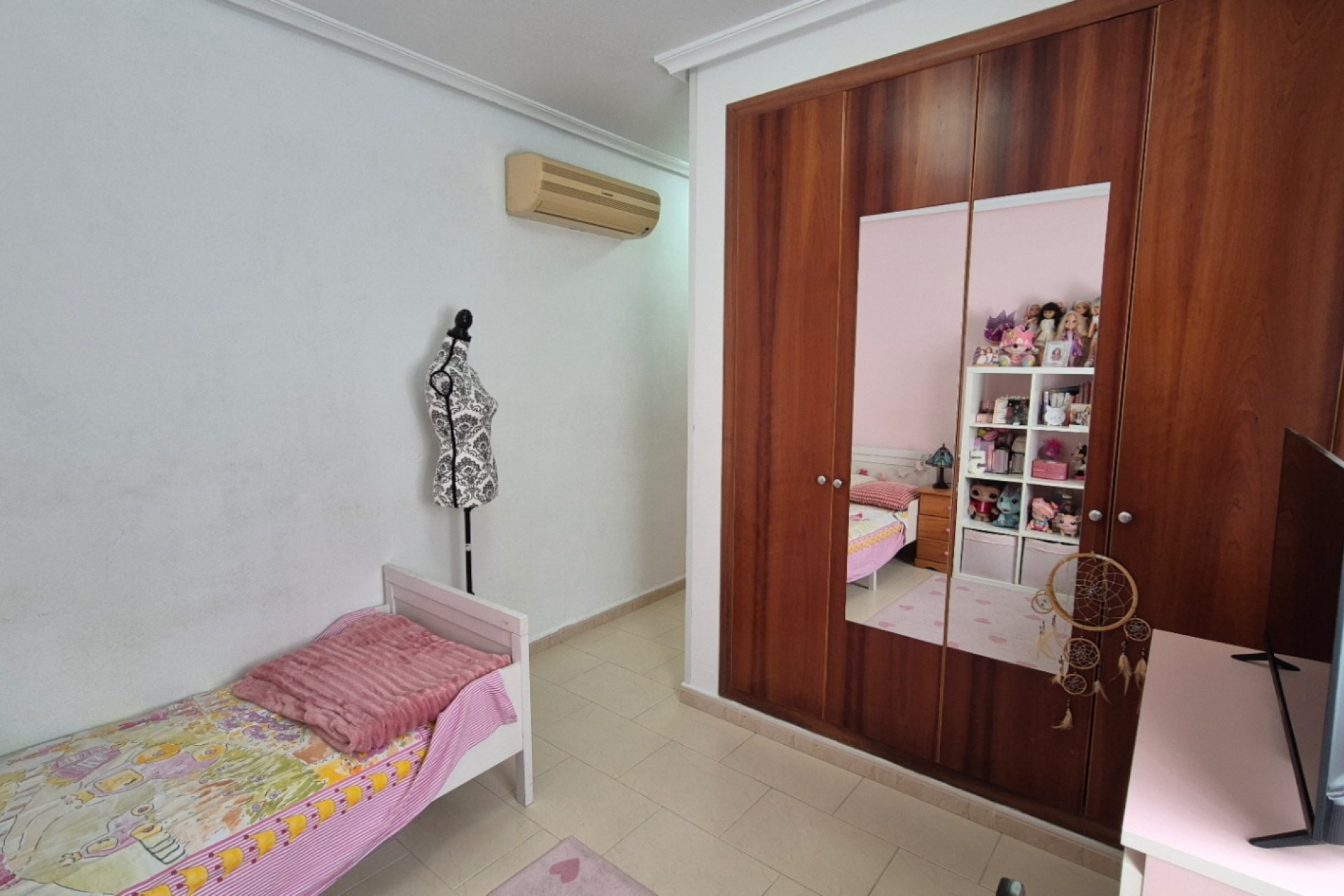 Használt Ingatlanok - Villa -
Torrevieja - Costa Blanca