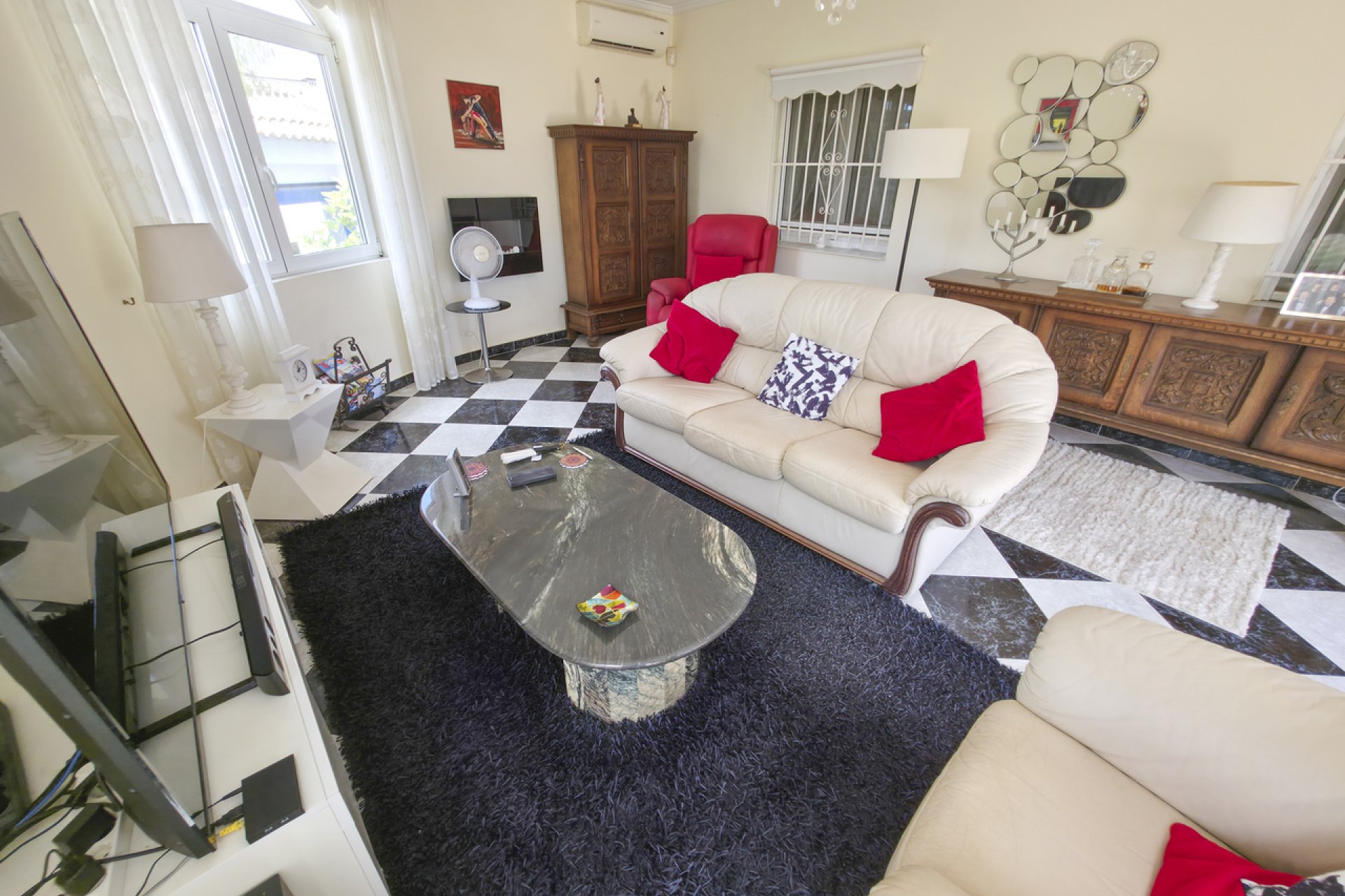 Használt Ingatlanok - Villa -
Torrevieja - Costa Blanca