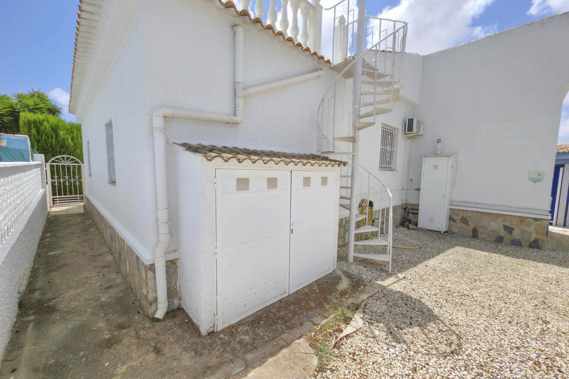 Használt Ingatlanok - Villa -
Torrevieja - Costa Blanca