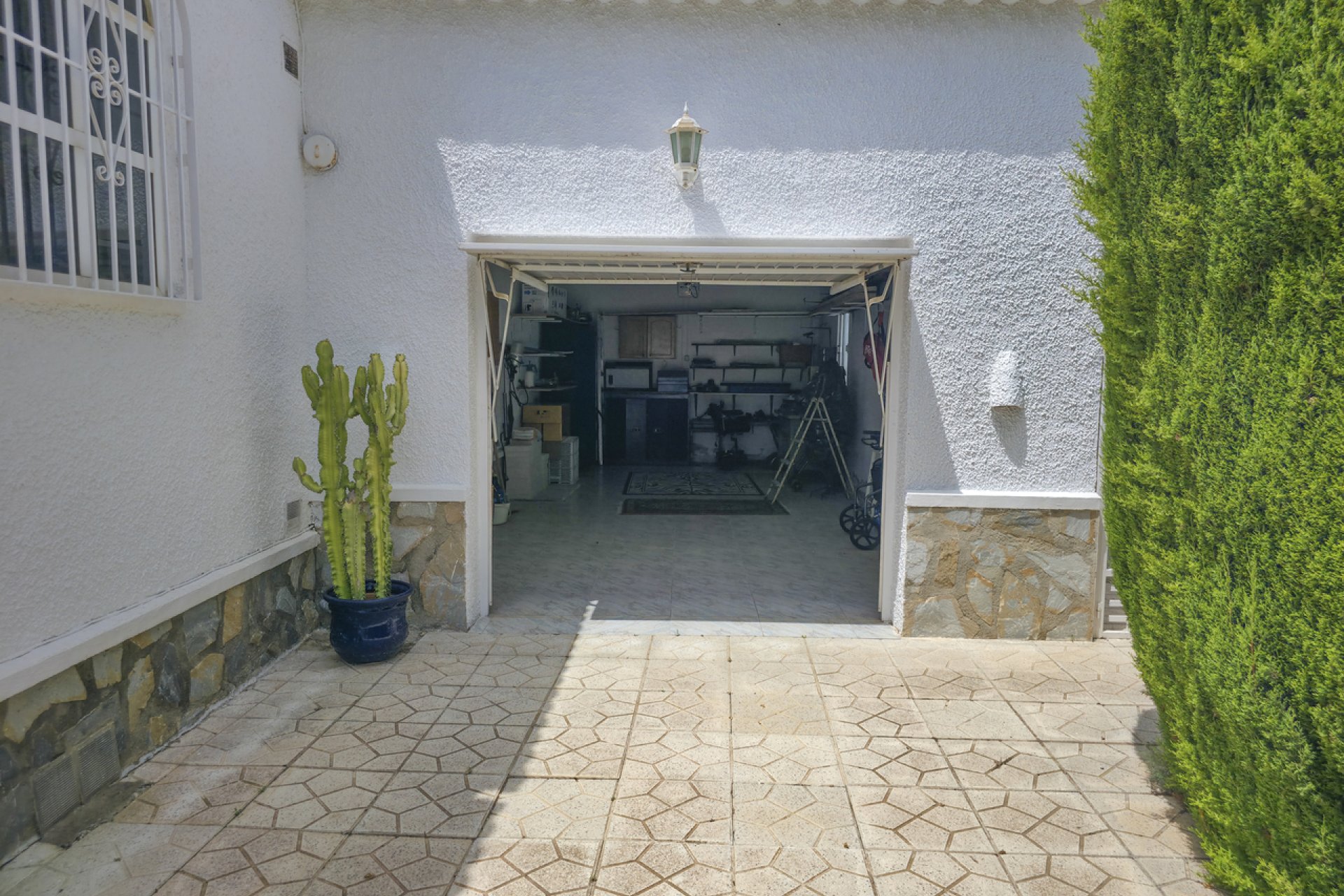 Használt Ingatlanok - Villa -
Torrevieja - Costa Blanca