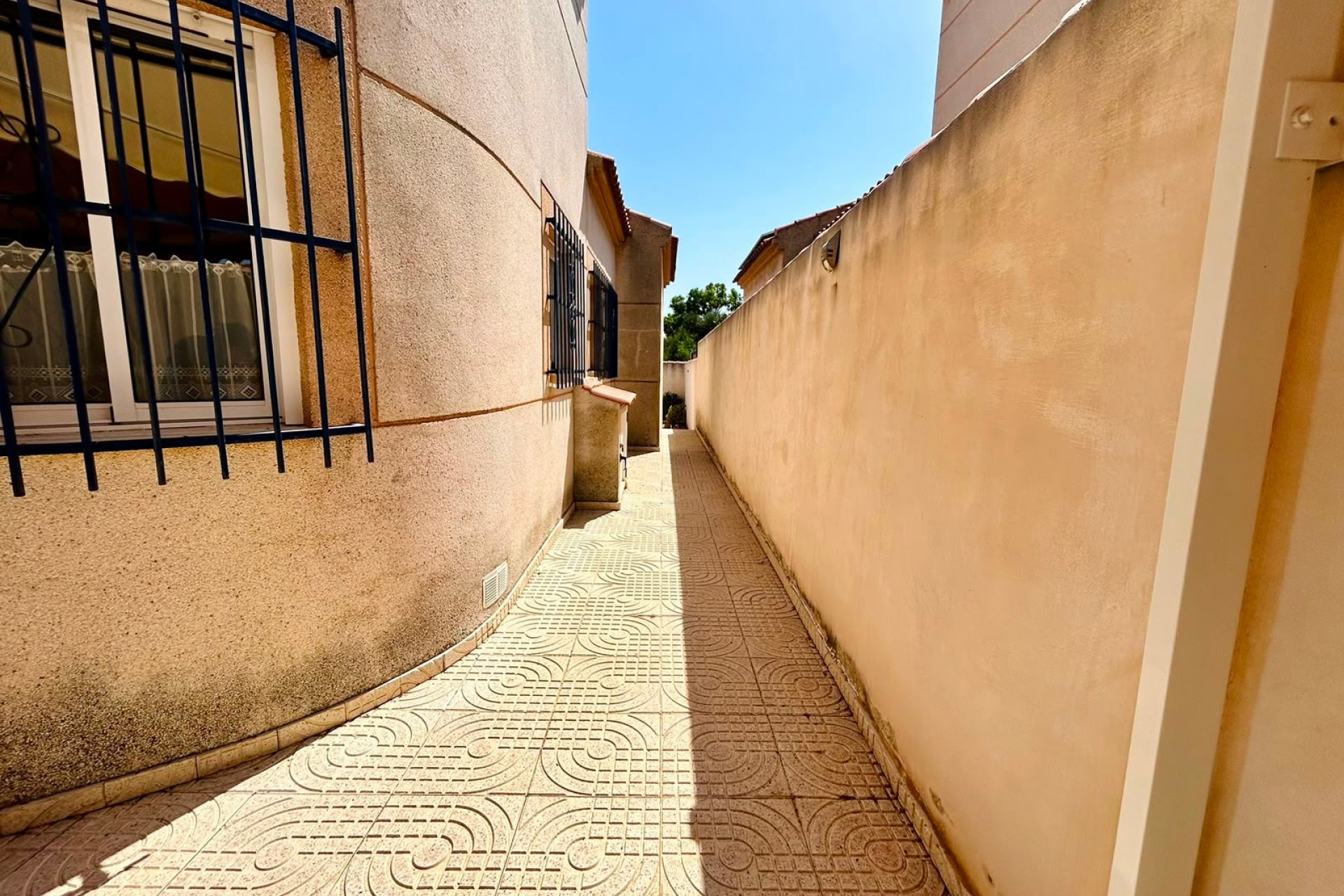 Használt Ingatlanok - Villa -
Torrevieja - Costa Blanca