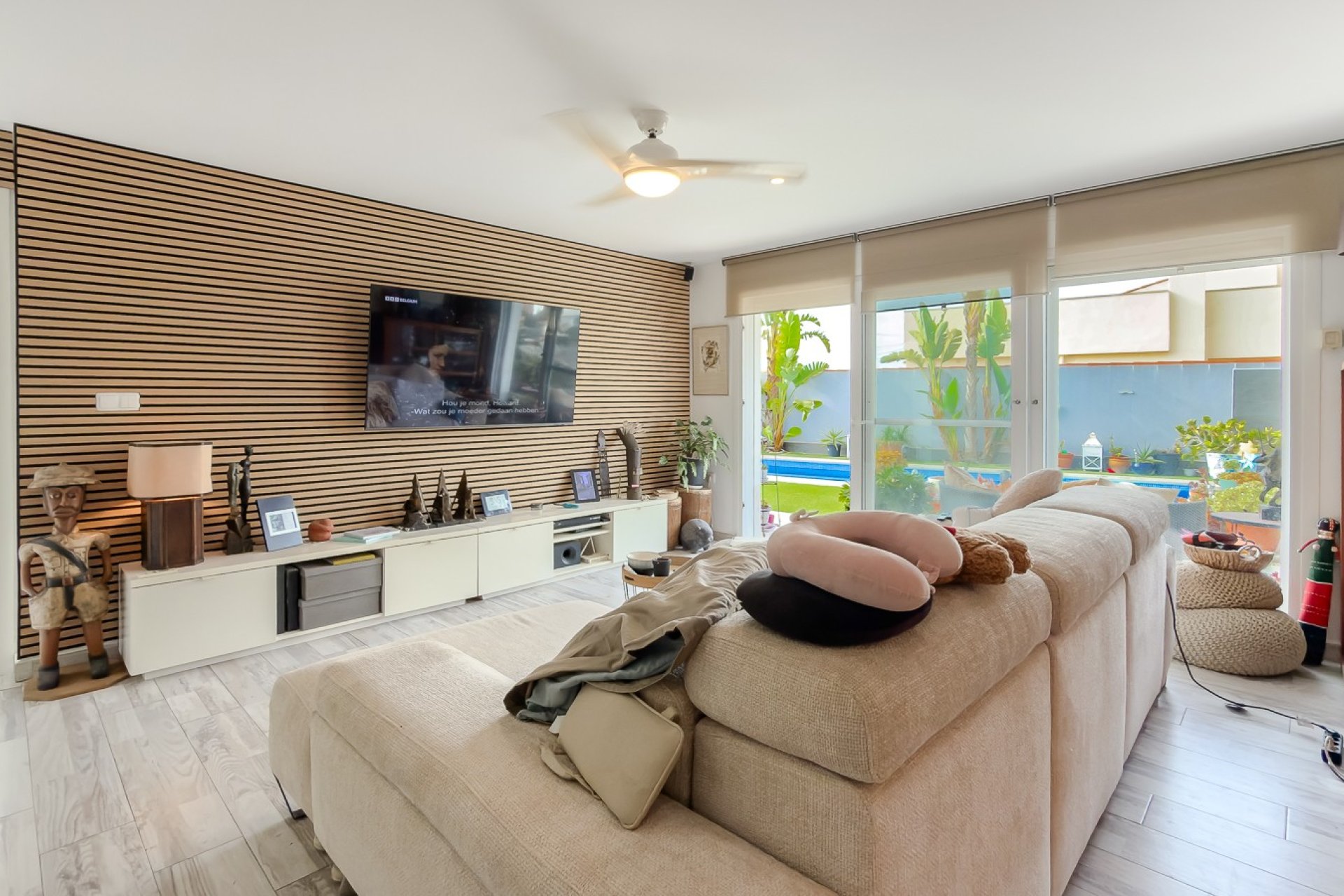 Használt Ingatlanok - Villa -
Torrevieja - Costa Blanca