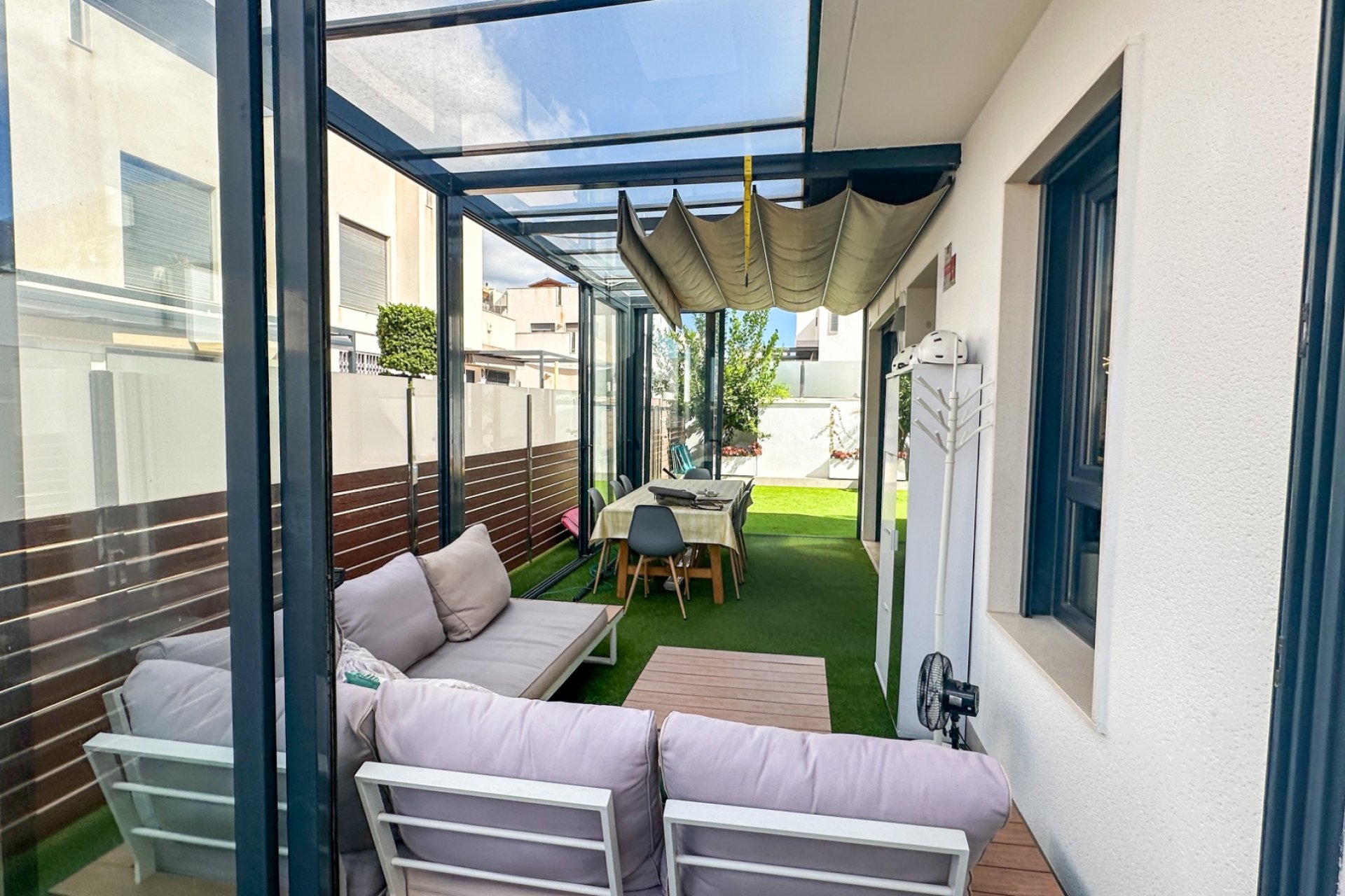 Használt Ingatlanok - Villa -
Torrevieja - Costa Blanca