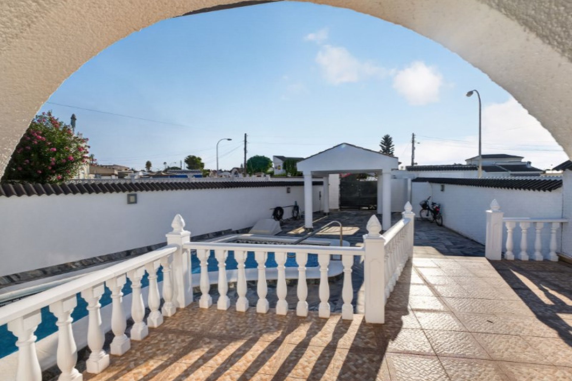 Használt Ingatlanok - Villa -
Torrevieja - Costa Blanca