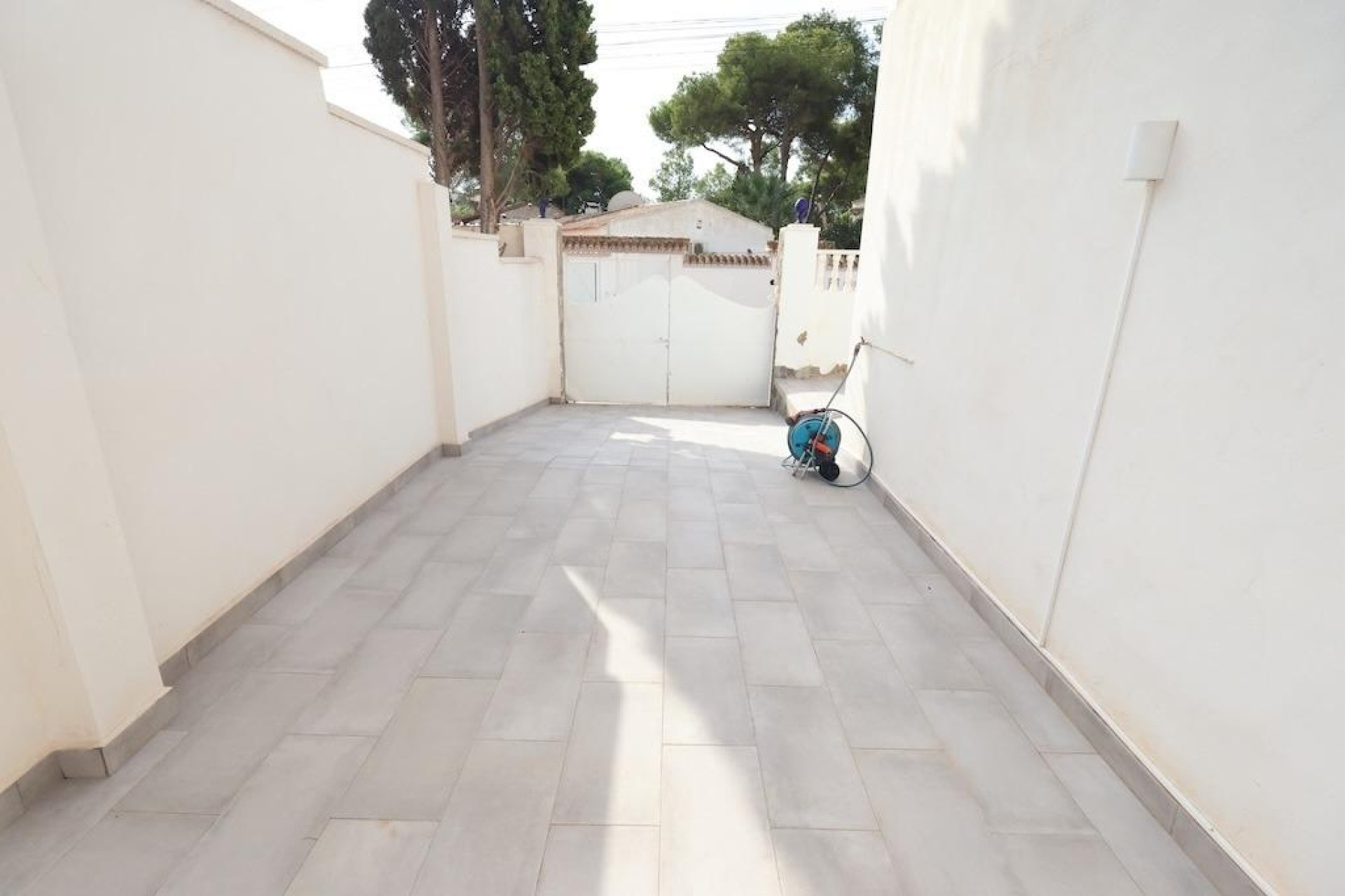 Használt Ingatlanok - Villa -
Torrevieja - Costa Blanca