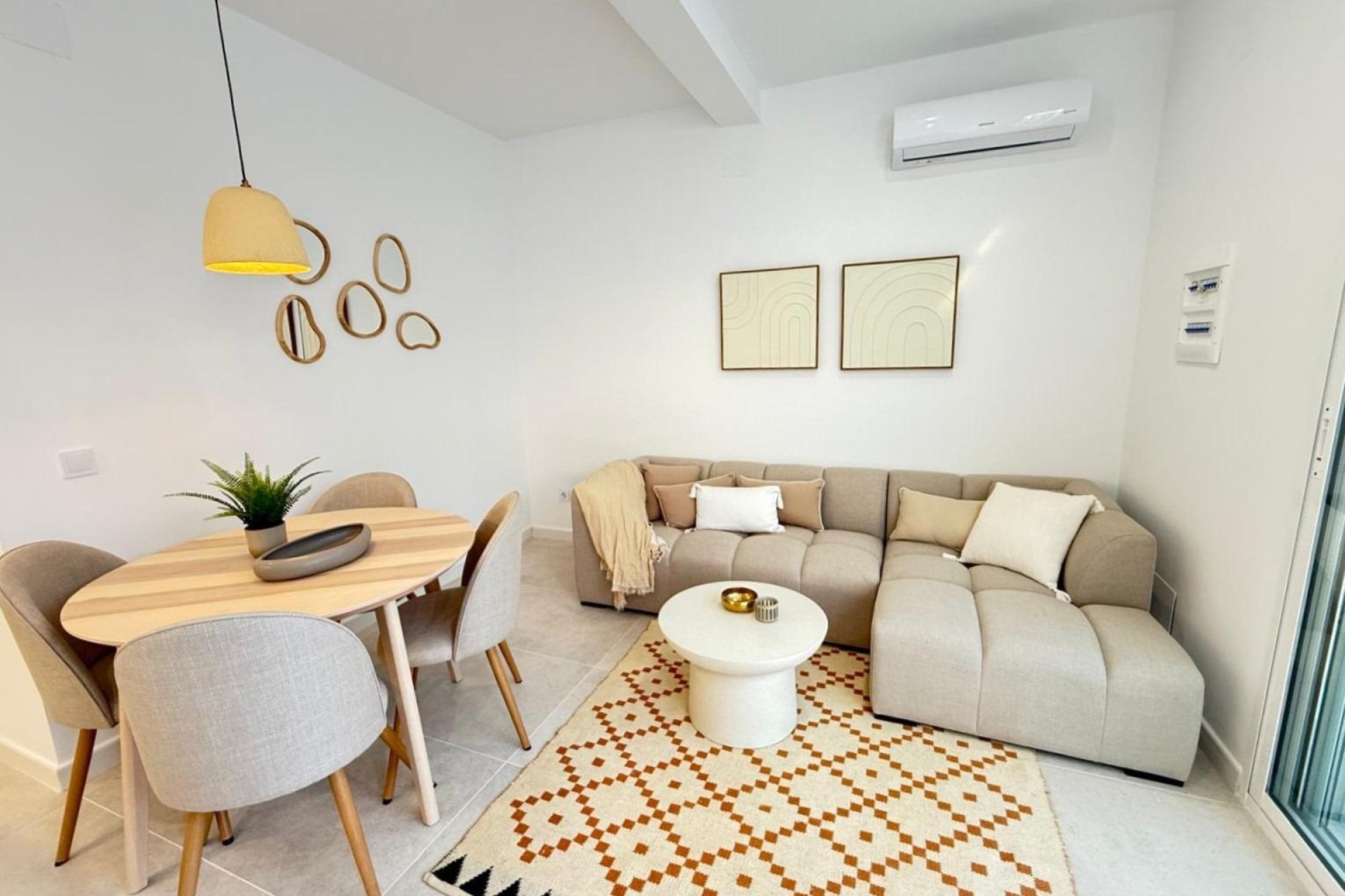 Használt Ingatlanok - Villa -
Torrevieja - El Chaparral