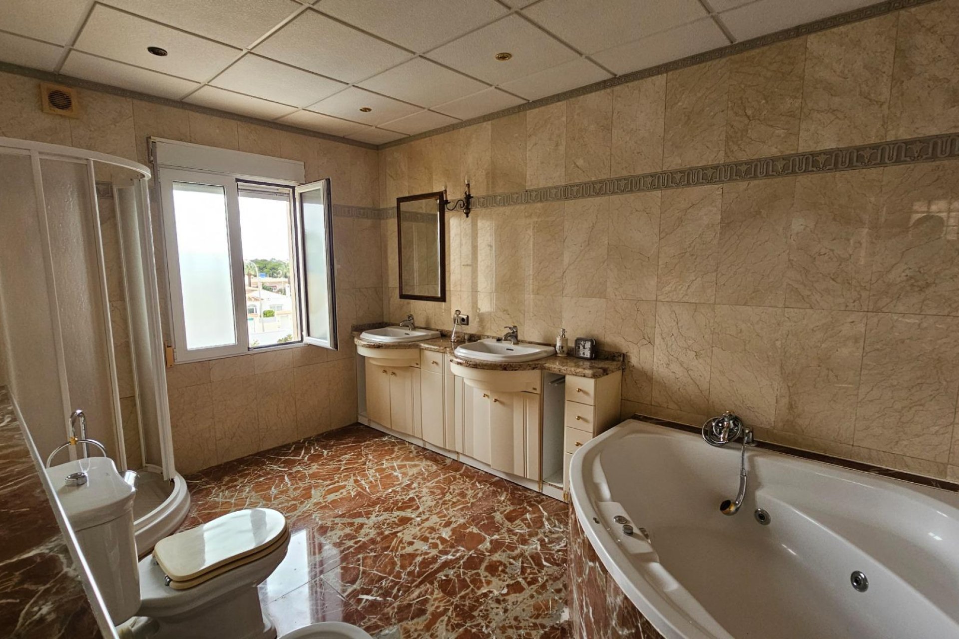 Használt Ingatlanok - Villa -
Torrevieja - El Chaparral