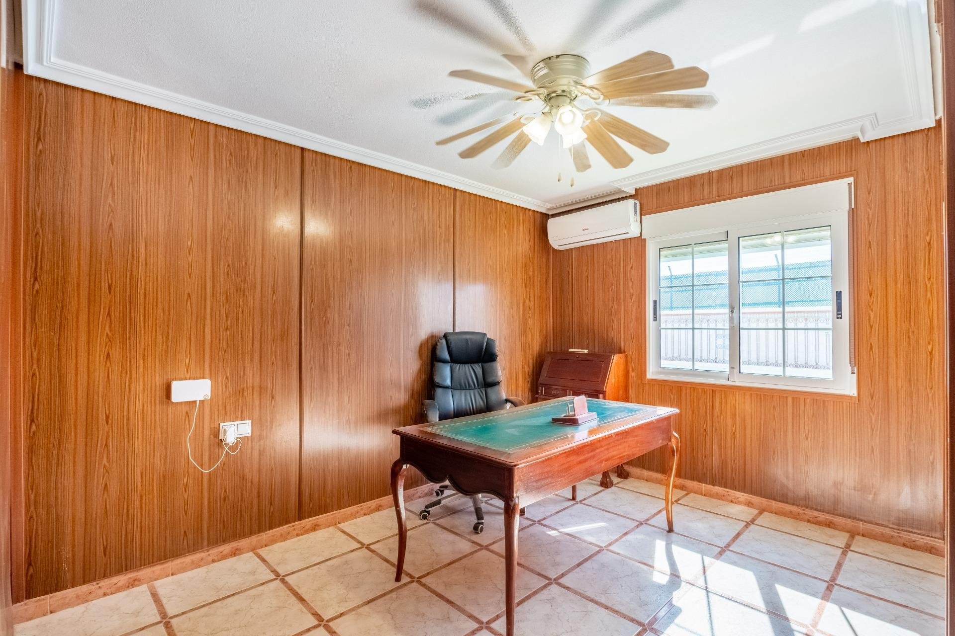 Használt Ingatlanok - Villa -
Torrevieja - El Chaparral