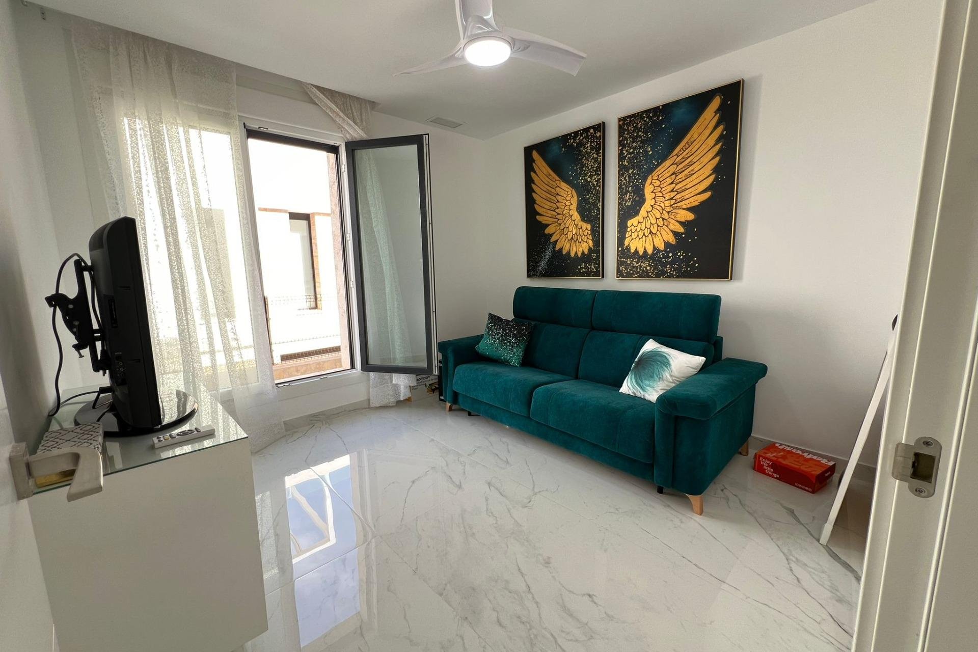 Használt Ingatlanok - Villa -
Torrevieja - La Mata