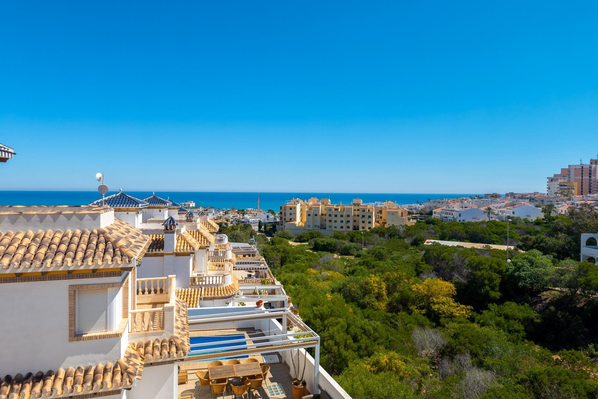 Használt Ingatlanok - Villa -
Torrevieja - La Mata