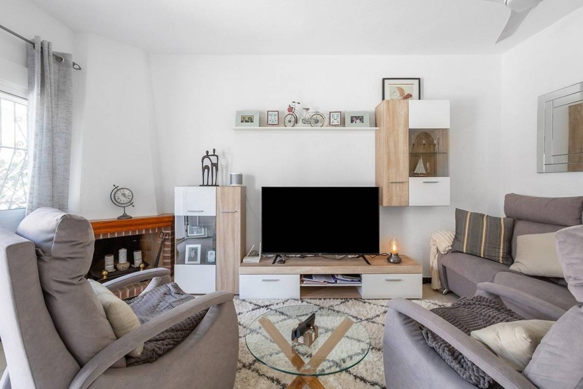 Használt Ingatlanok - Villa -
Torrevieja - La Mata