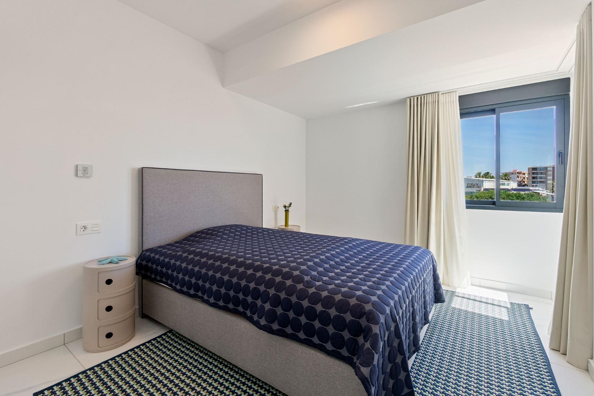 Használt Ingatlanok - Villa -
Torrevieja - La Veleta